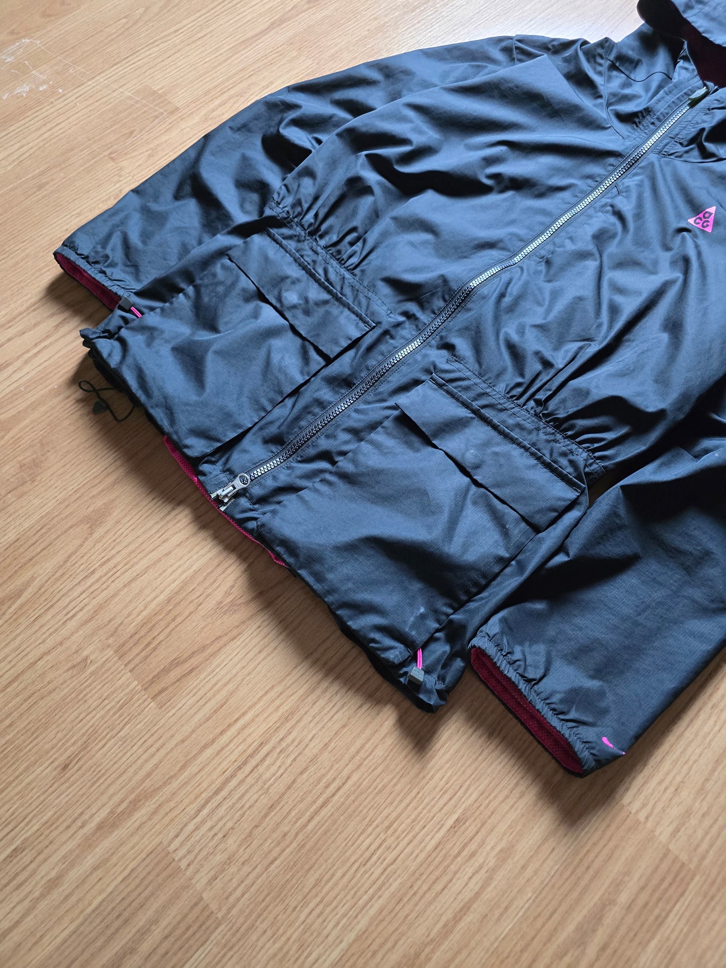 W/ Nike ACG Nylon Short Parka Jacket (M)