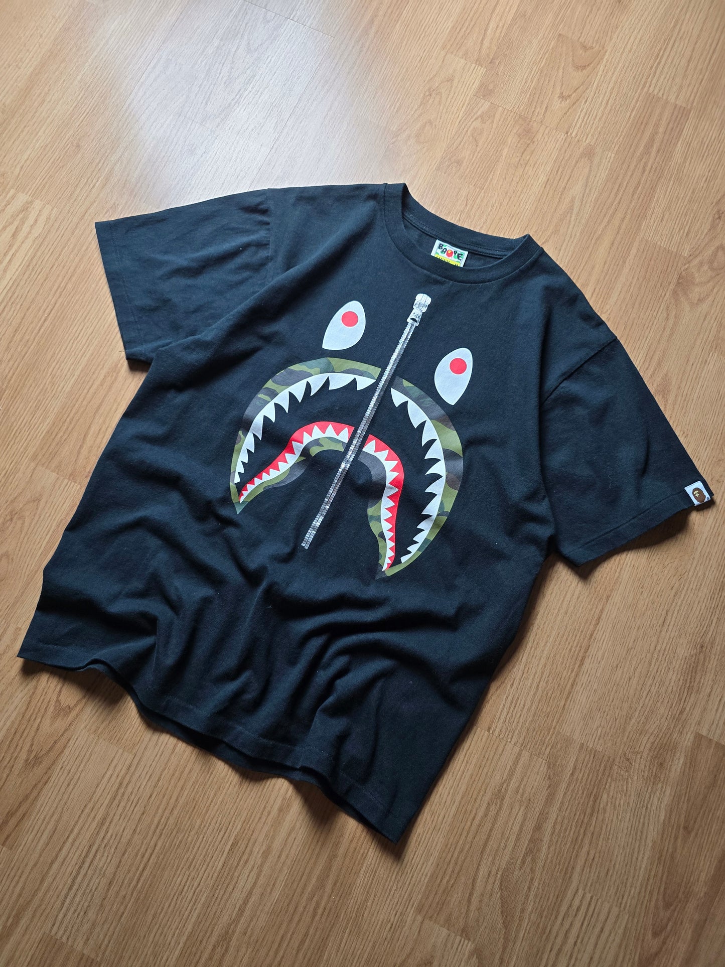 BAPE ABC Camo Shark Zip T-shirt (M)