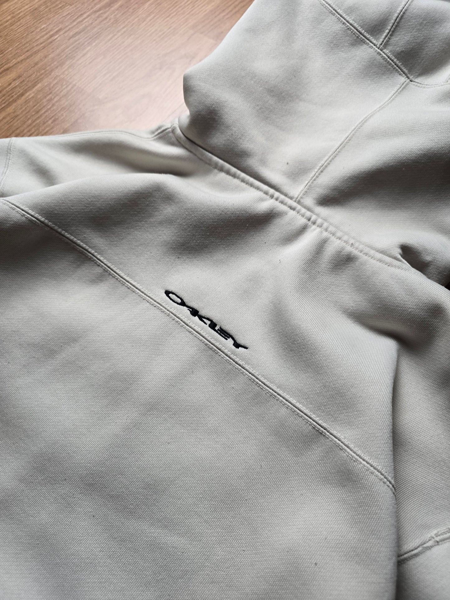Oakley Embroidered Zip Up Hoodie (M/L)