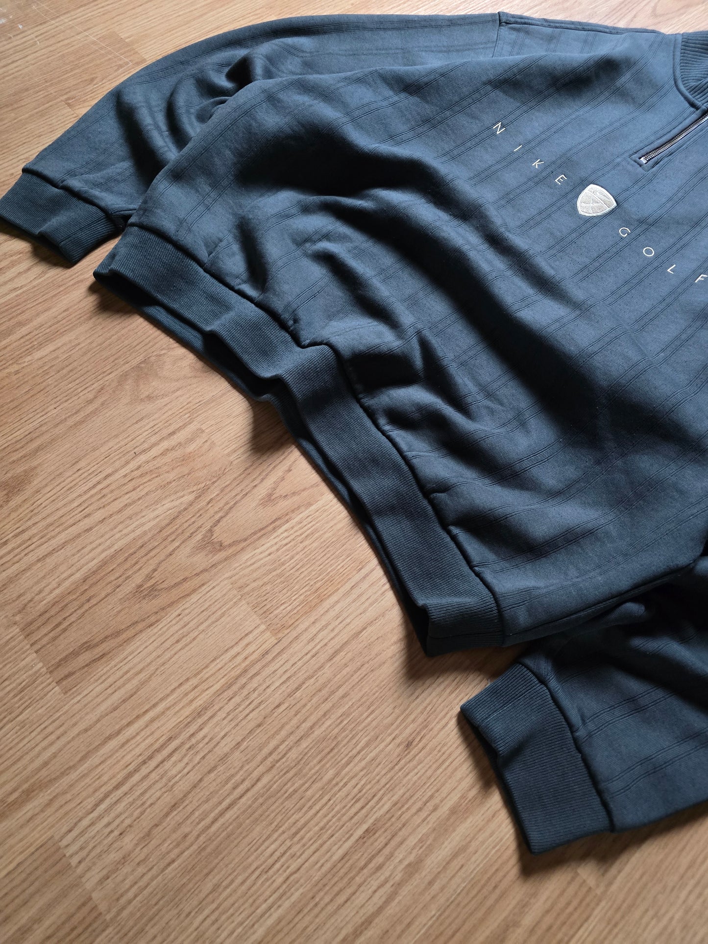 Vintage Nike Golf 1/4 Zip Pullover (L)