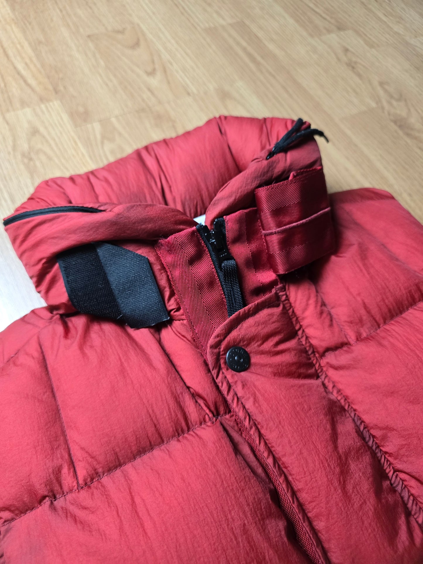 Stone Island AW09 Opaque Nylon Tella Down Mesh Badge Gilet (S)