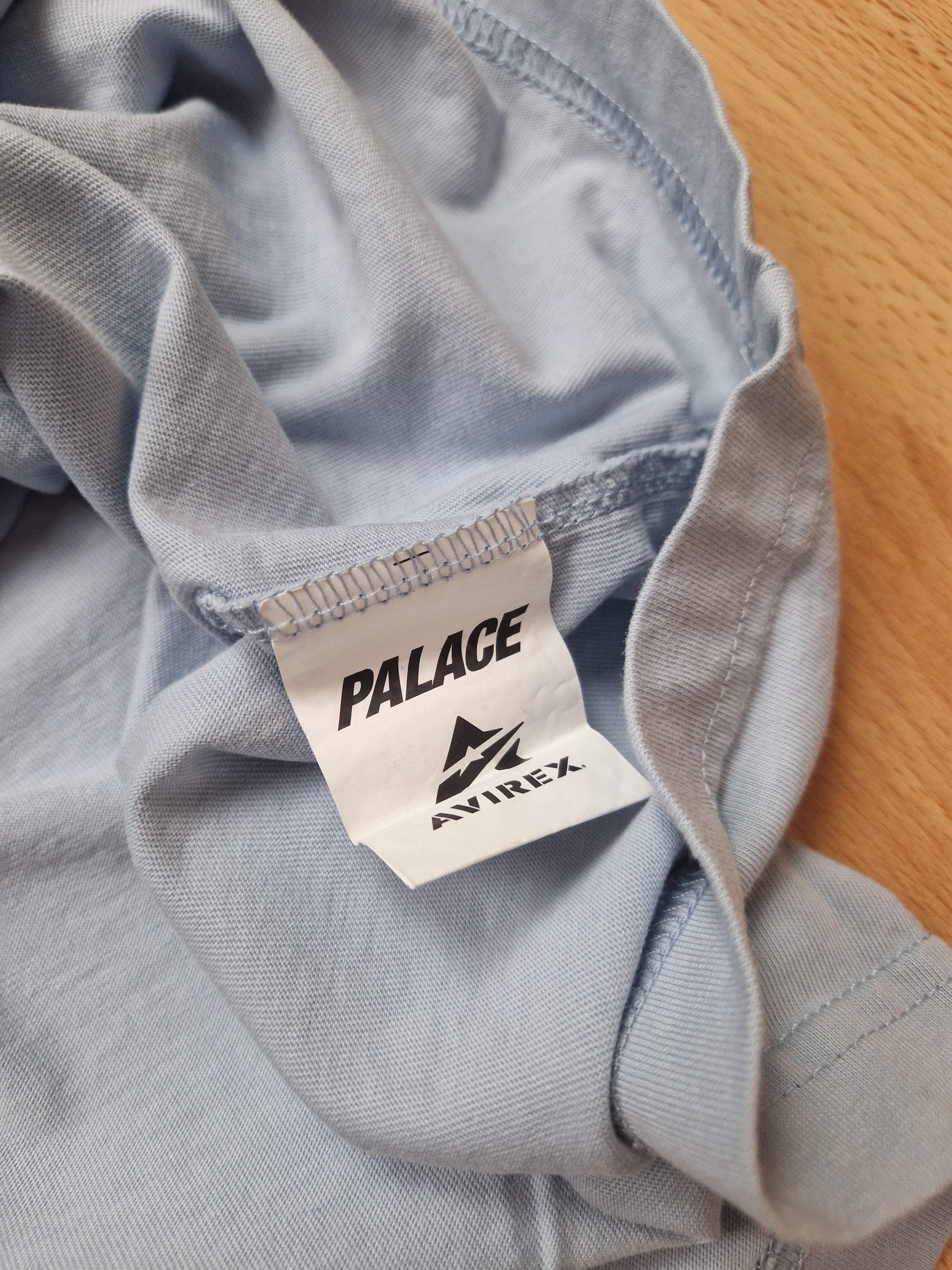 Avirex x palace best sale