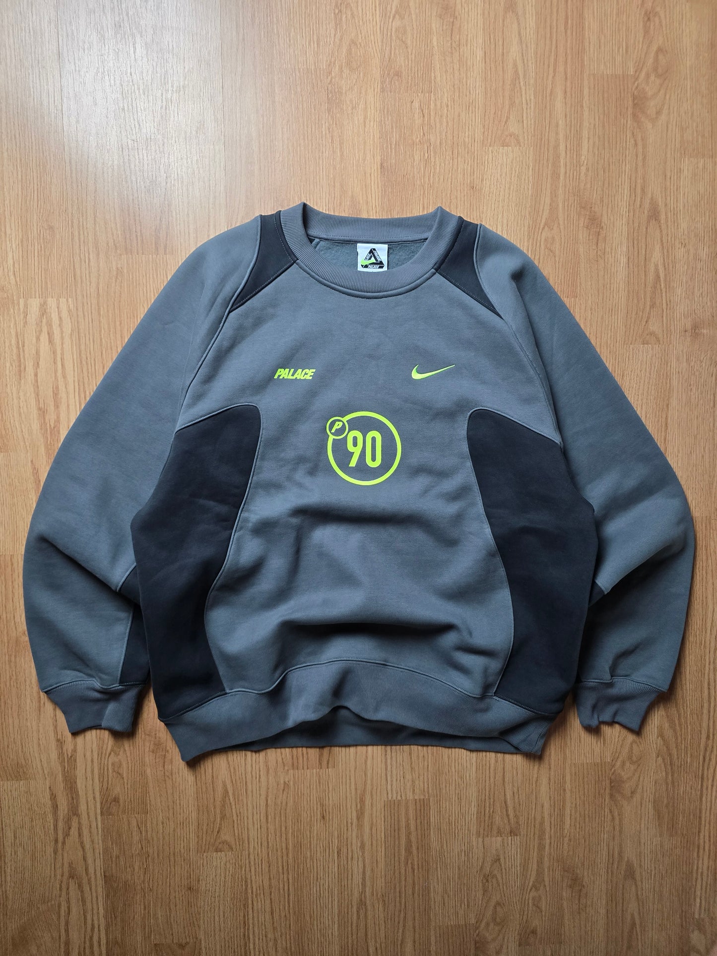 Palace x Nike Total P90 Crew Sweatshirt (L)