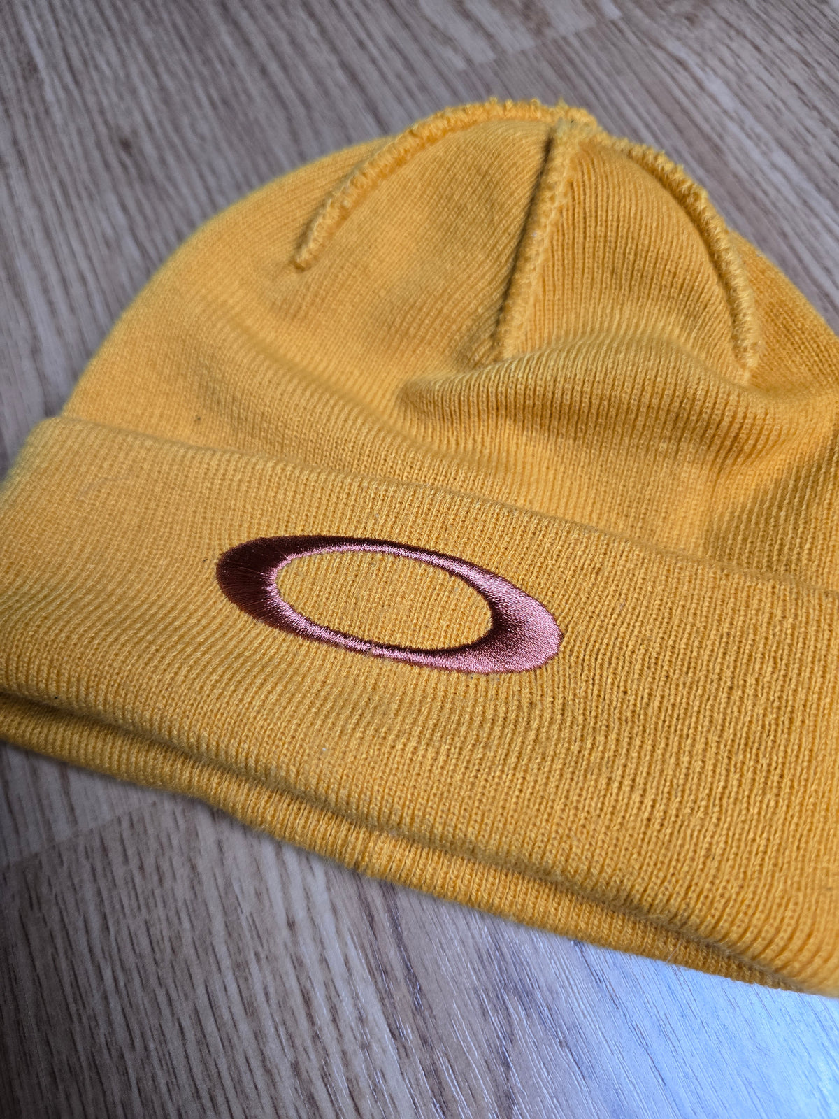 Oakley Reversible Embroidered Spellout Beanie