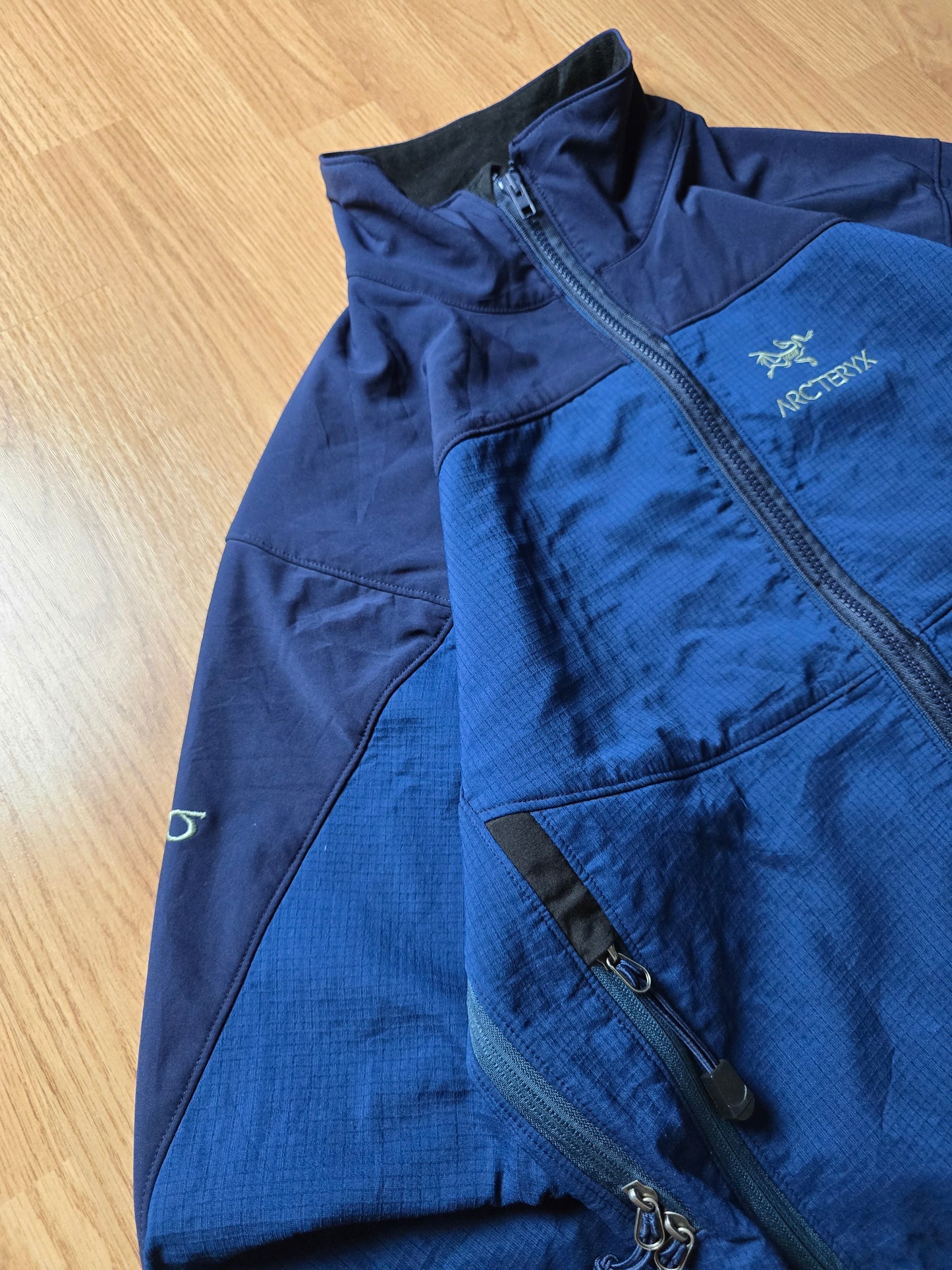 00s Arc'teryx Sigma AR Windstopper Fleece Jacket (M)