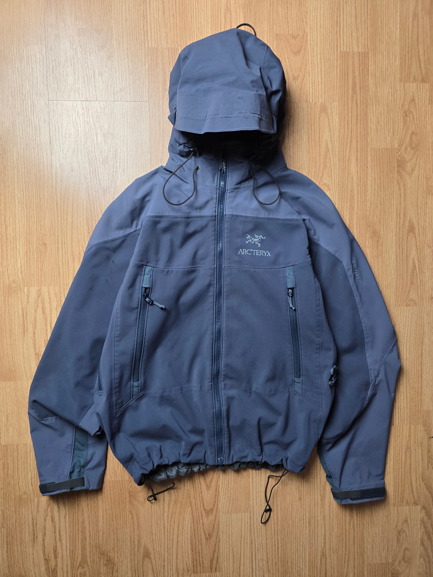 Arc'teryx 'Venta SV' Softshell Windstopper Jacket (M)