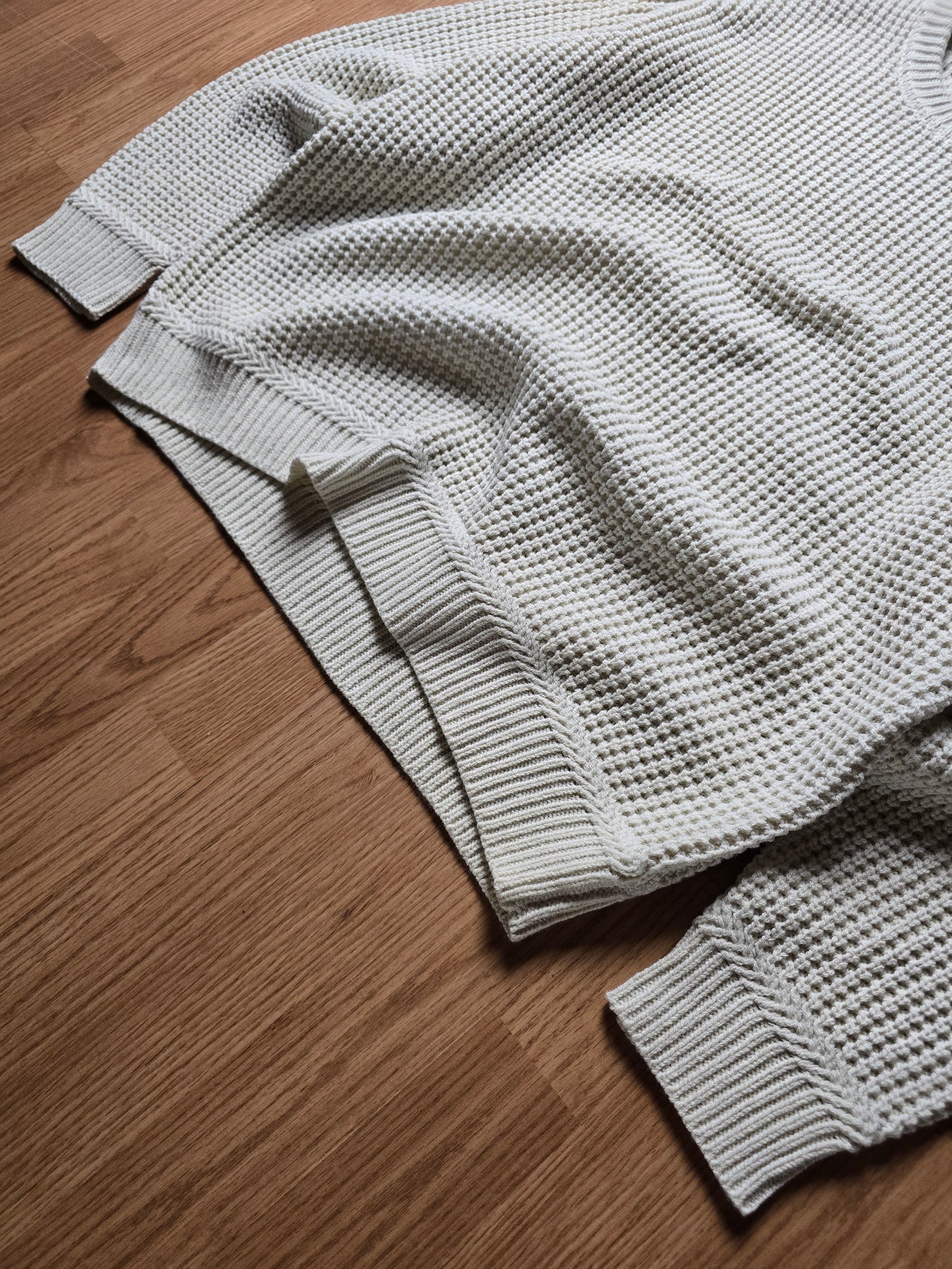 Supreme Small Box Waffle Knit Sweater (M/L)