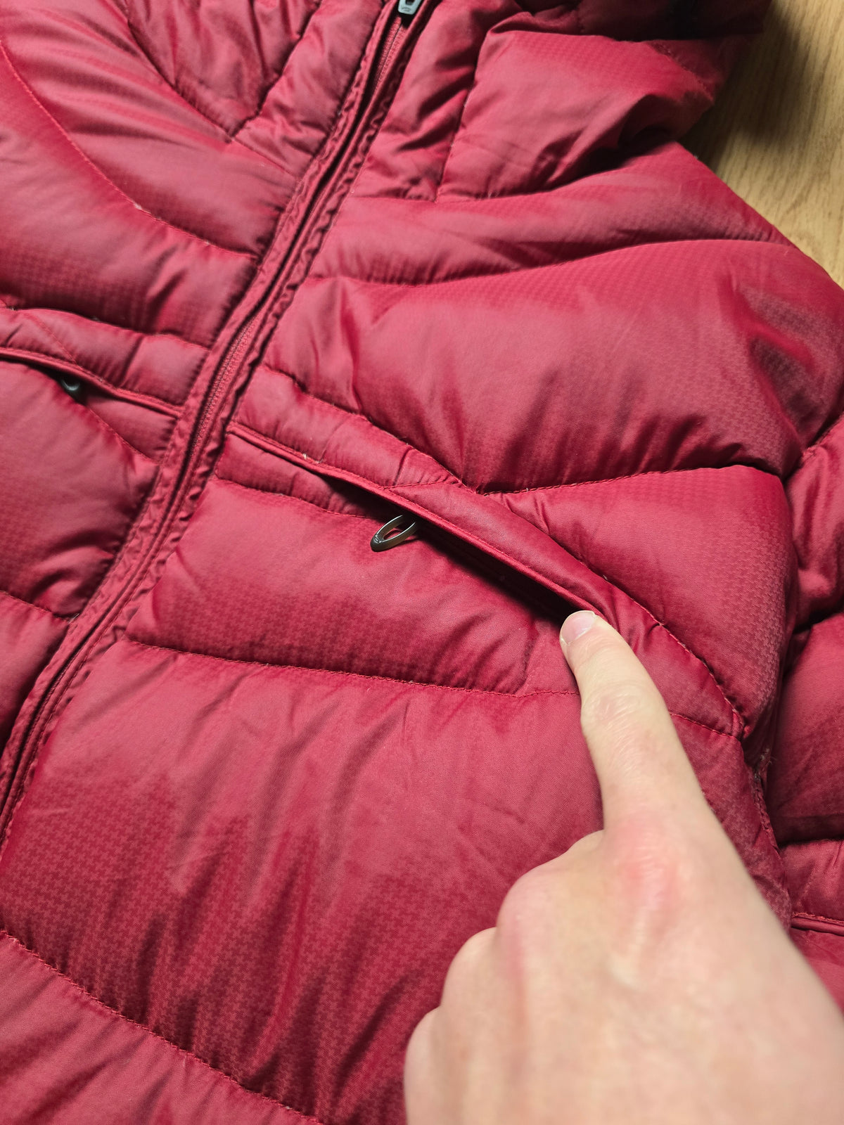 Vintage Oakley Technical Down Hooded Puffer Jacket (S/M)