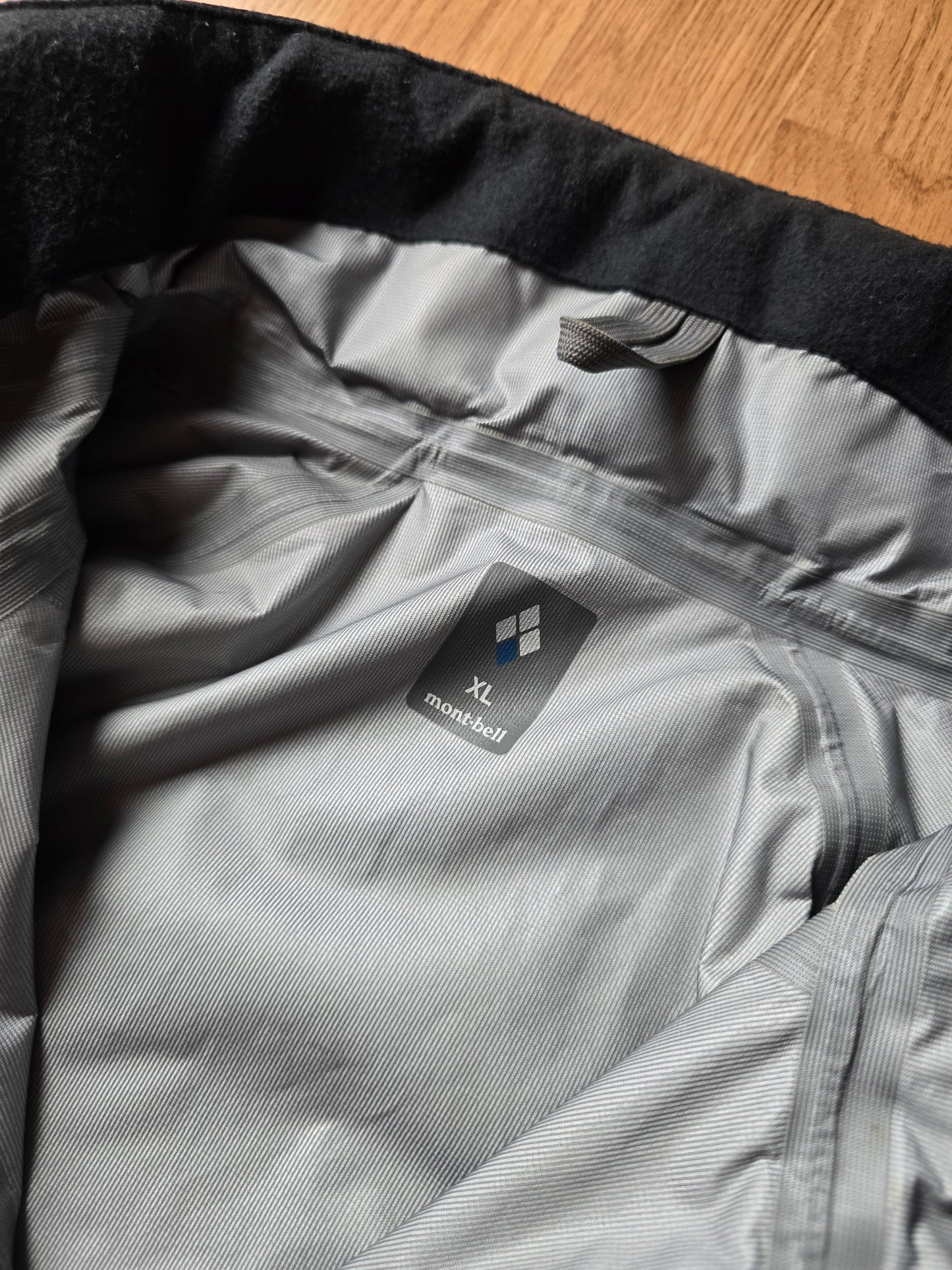 Montbell Taped Seam Waterproof 2-Tone Jacket (XL)