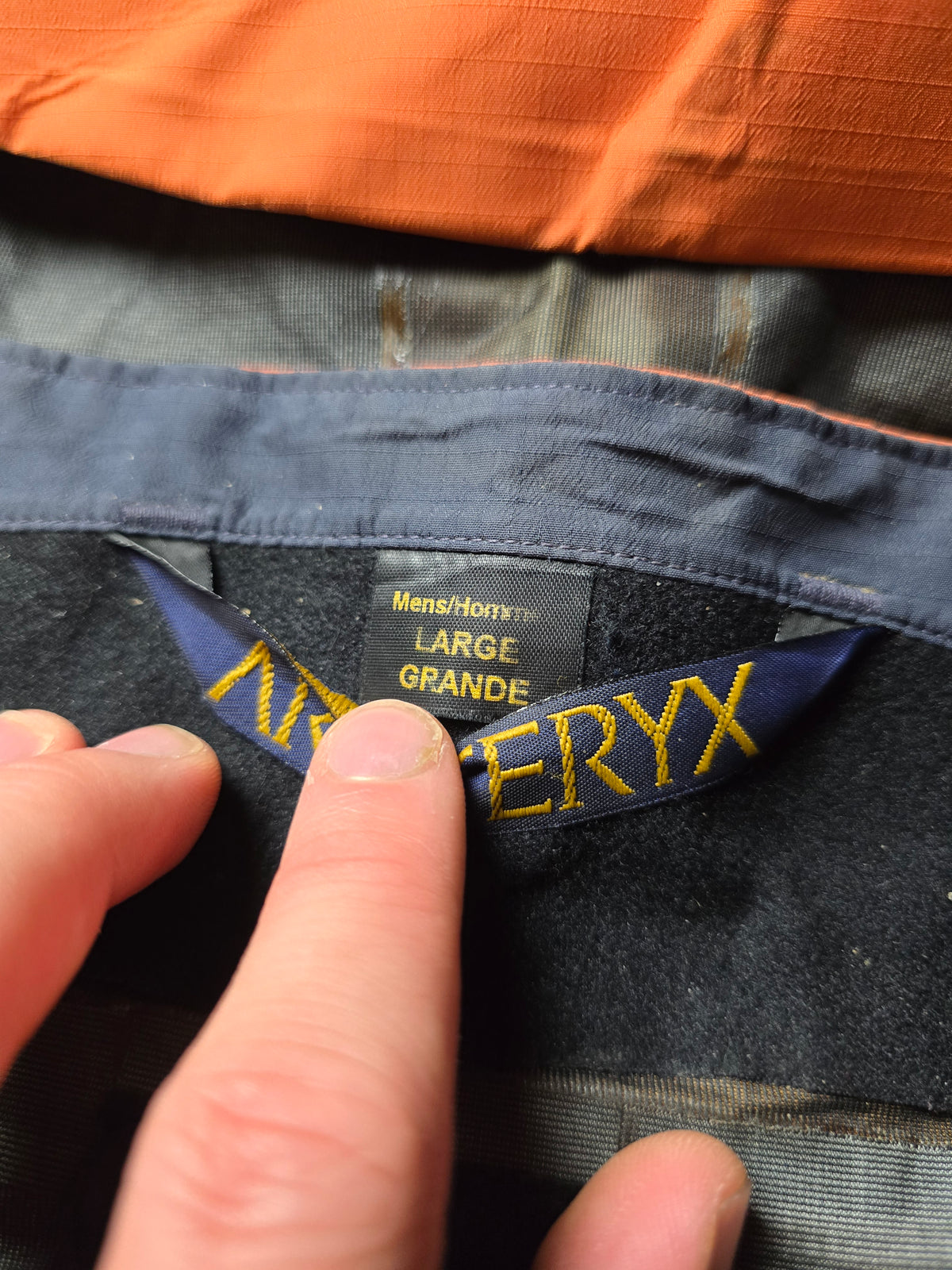 90s Arc'teryx Theta AR Tobasco Gore-tex 2 Tone Shell Jacket (L)