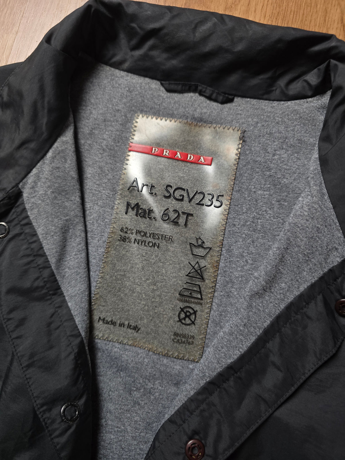 RARE Prada Sport SS00 Gel Seam Nylon Cropped Jacket (M)