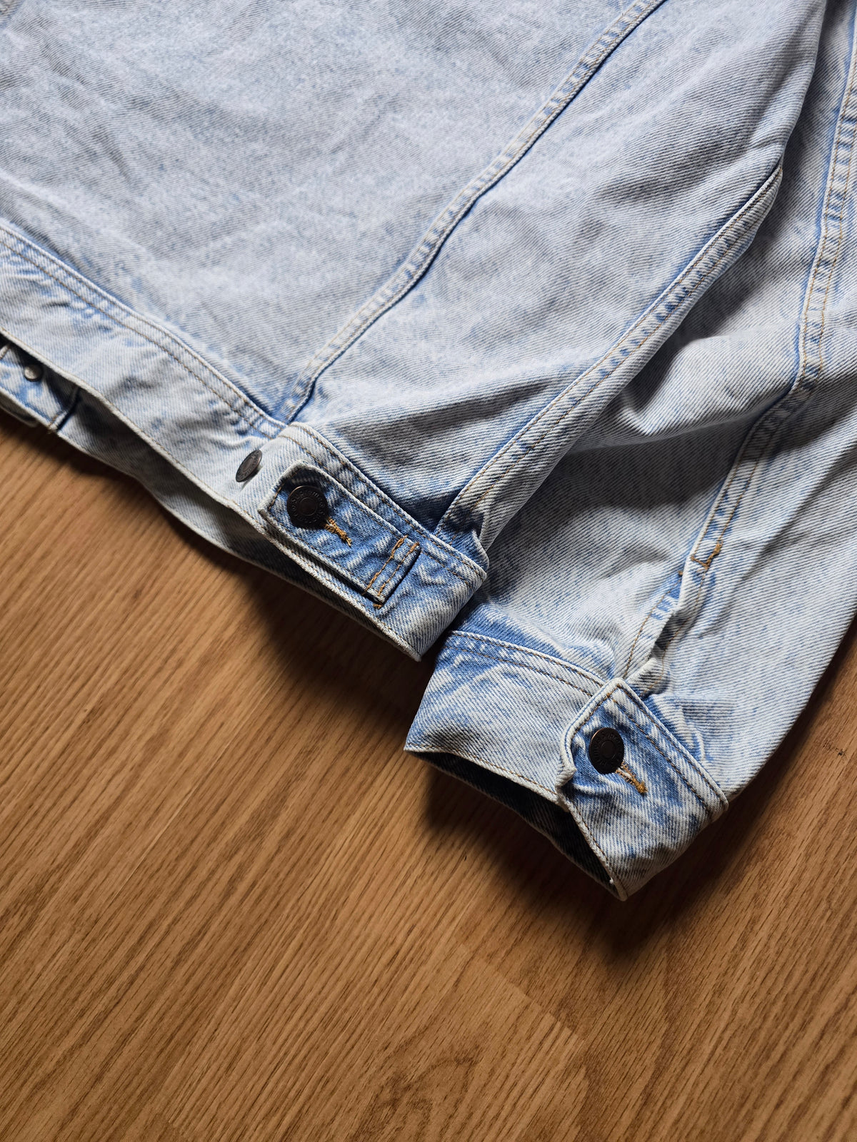 Supreme USA Denim Trucker Jacket (M/L)