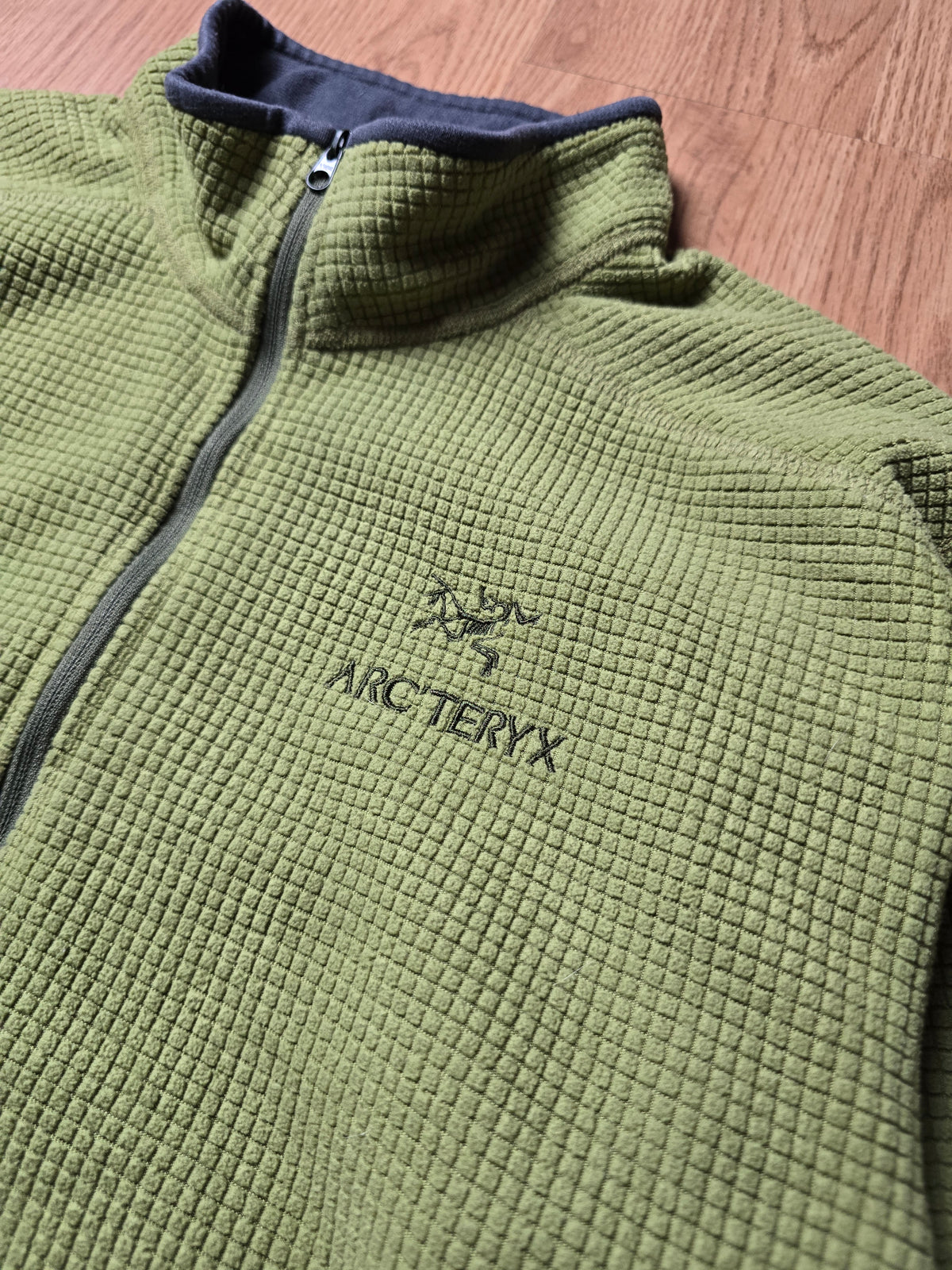 Vintage Arc'teryx 'Delta AR' 1/4 Zip Waffle Fleece (M)
