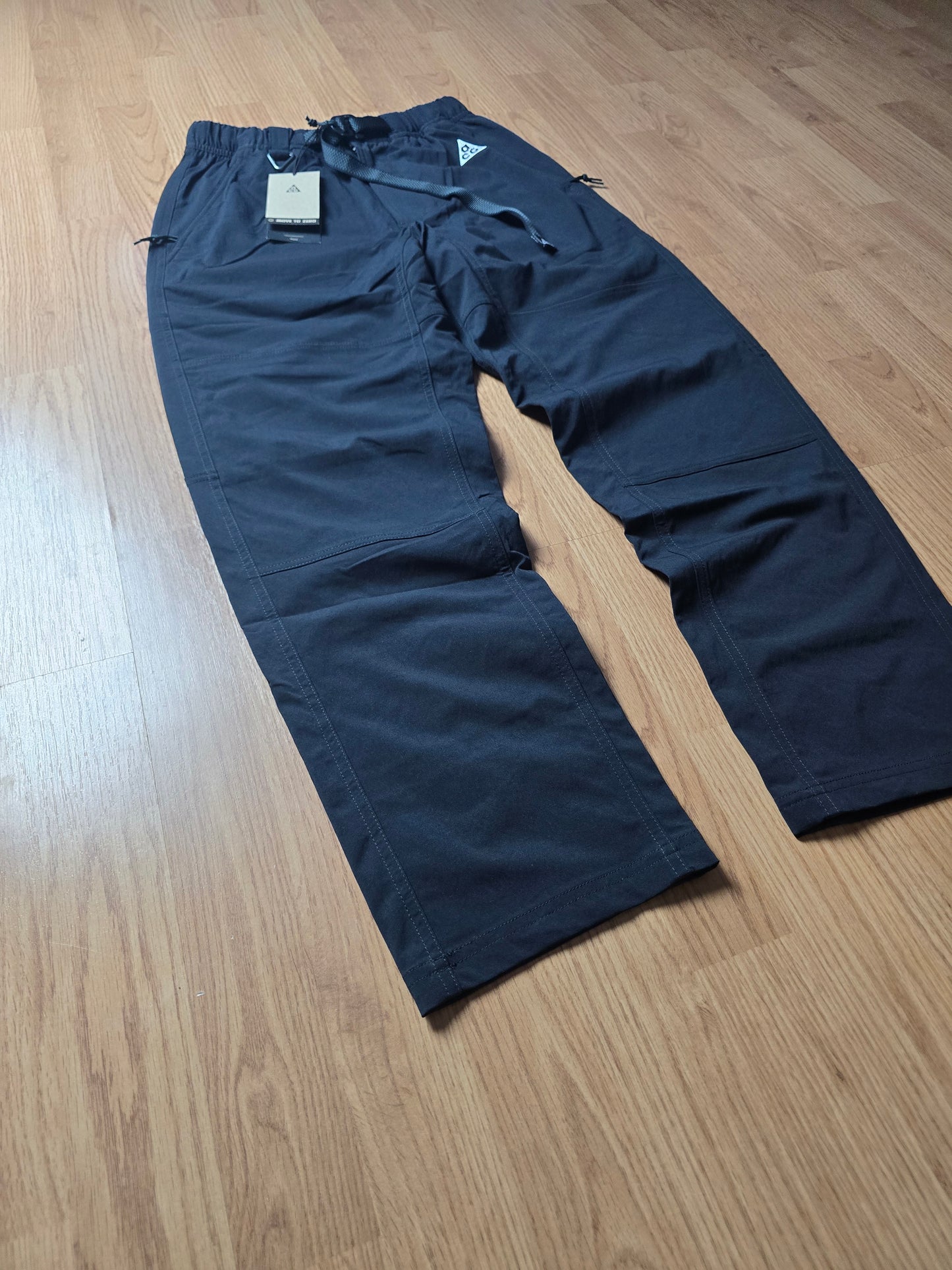 Nike ACG UV Hike Lightweight Technical Belted Shell Pants (XS)