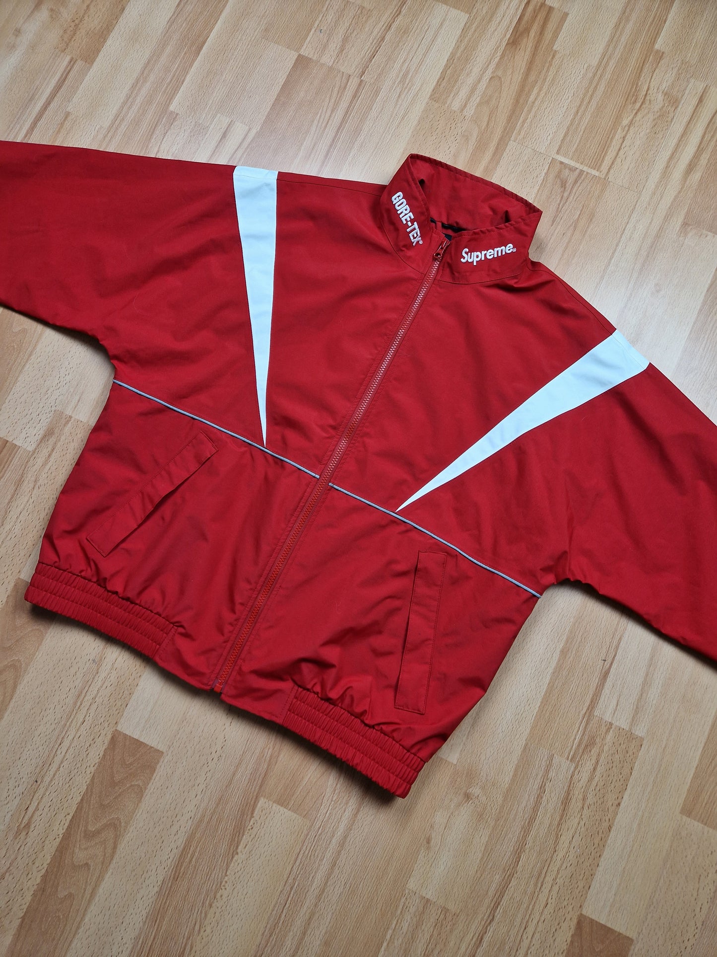 RARE Supreme Gore-tex Court Track Jacket (L)