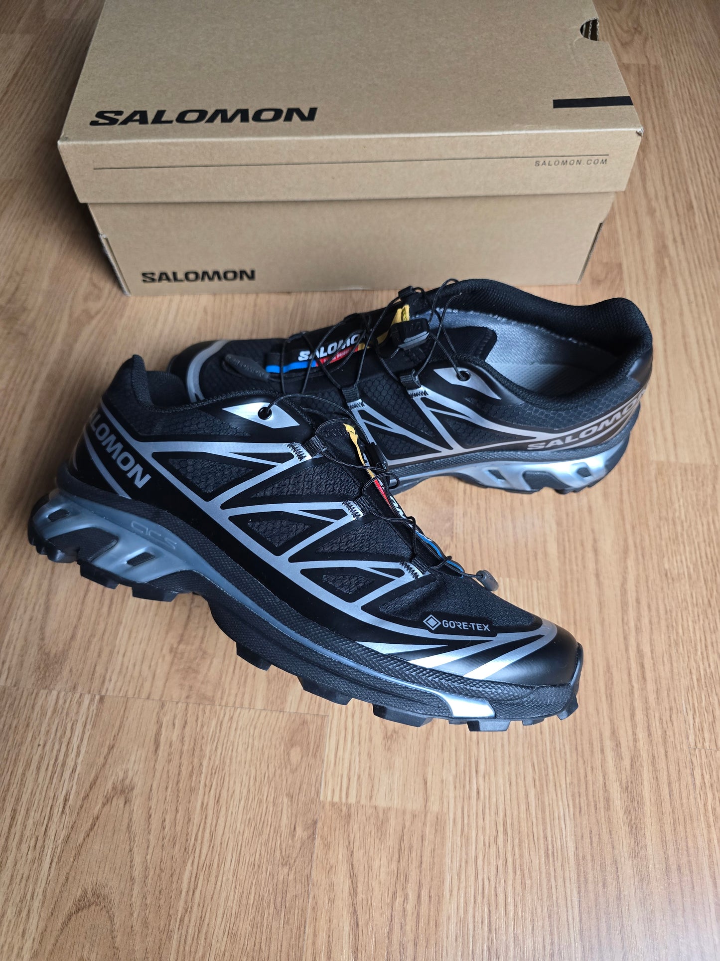 Salomon XT-6 Gore-tex Trainers (UK9)