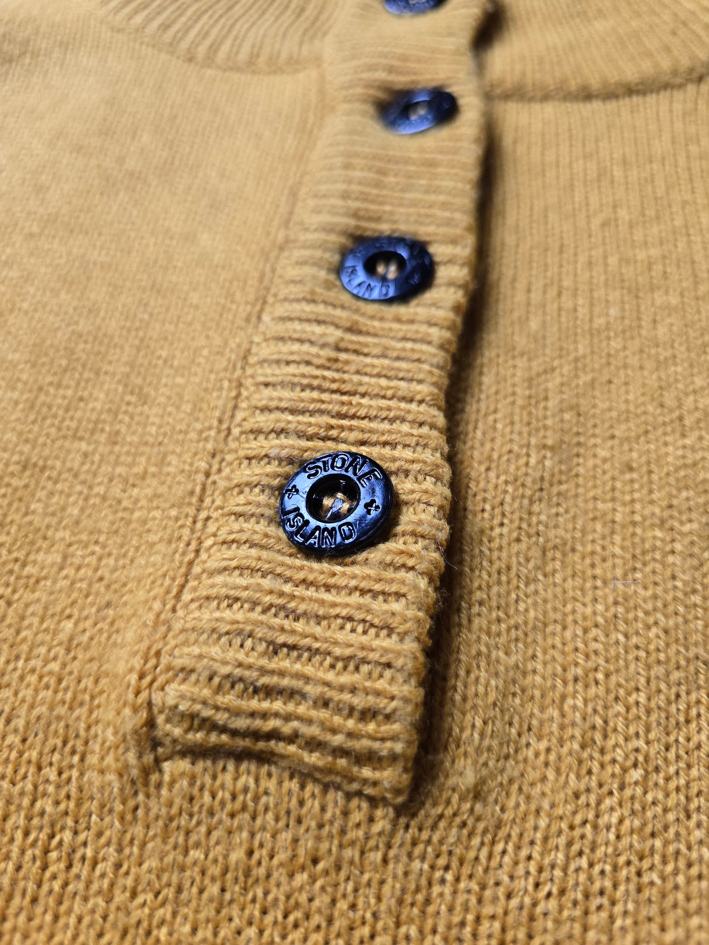 Vintage Stone Island 1/4 Button Knit Sweater (M)