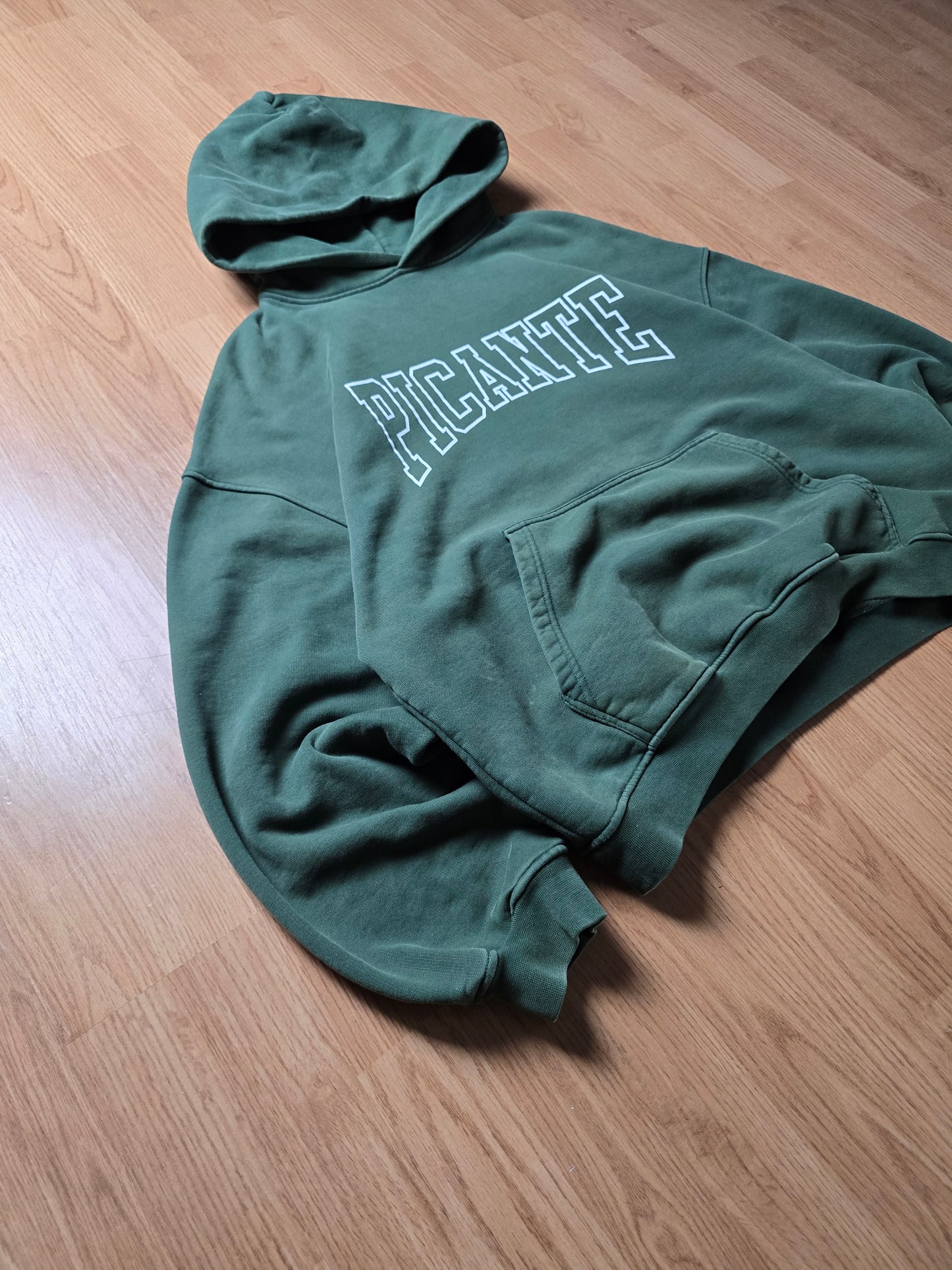 Picante Boxy Spellout Hoodie (M)