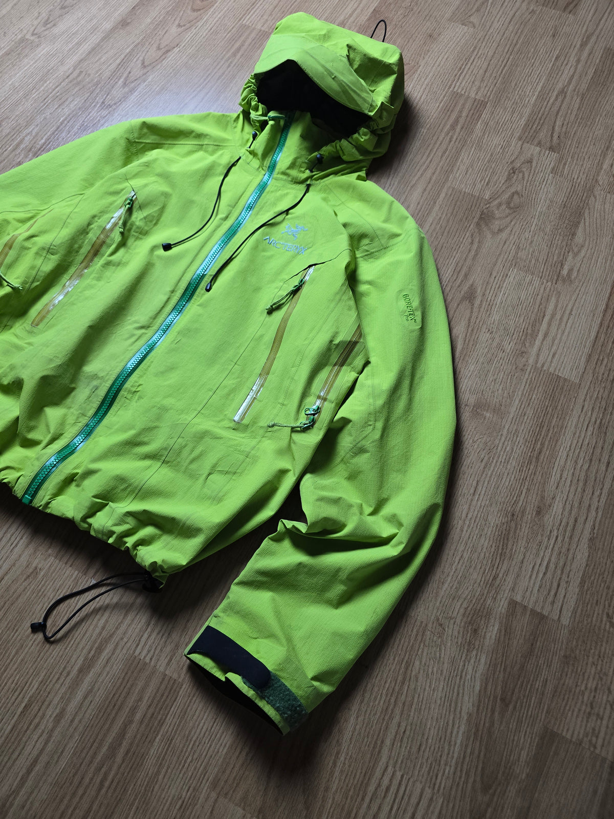 Arc'teryx 2014 Beta AR Gore-tex Technical Jacket (S)