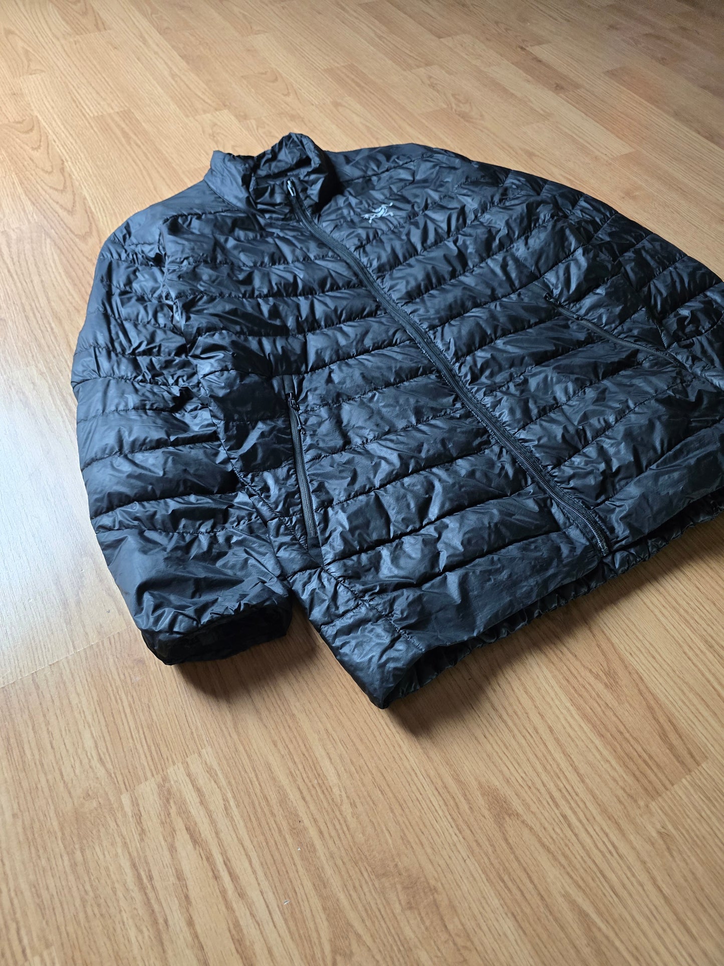 Arc'teryx 'Cerium LT' Down Filled Puffer Jacket (M)