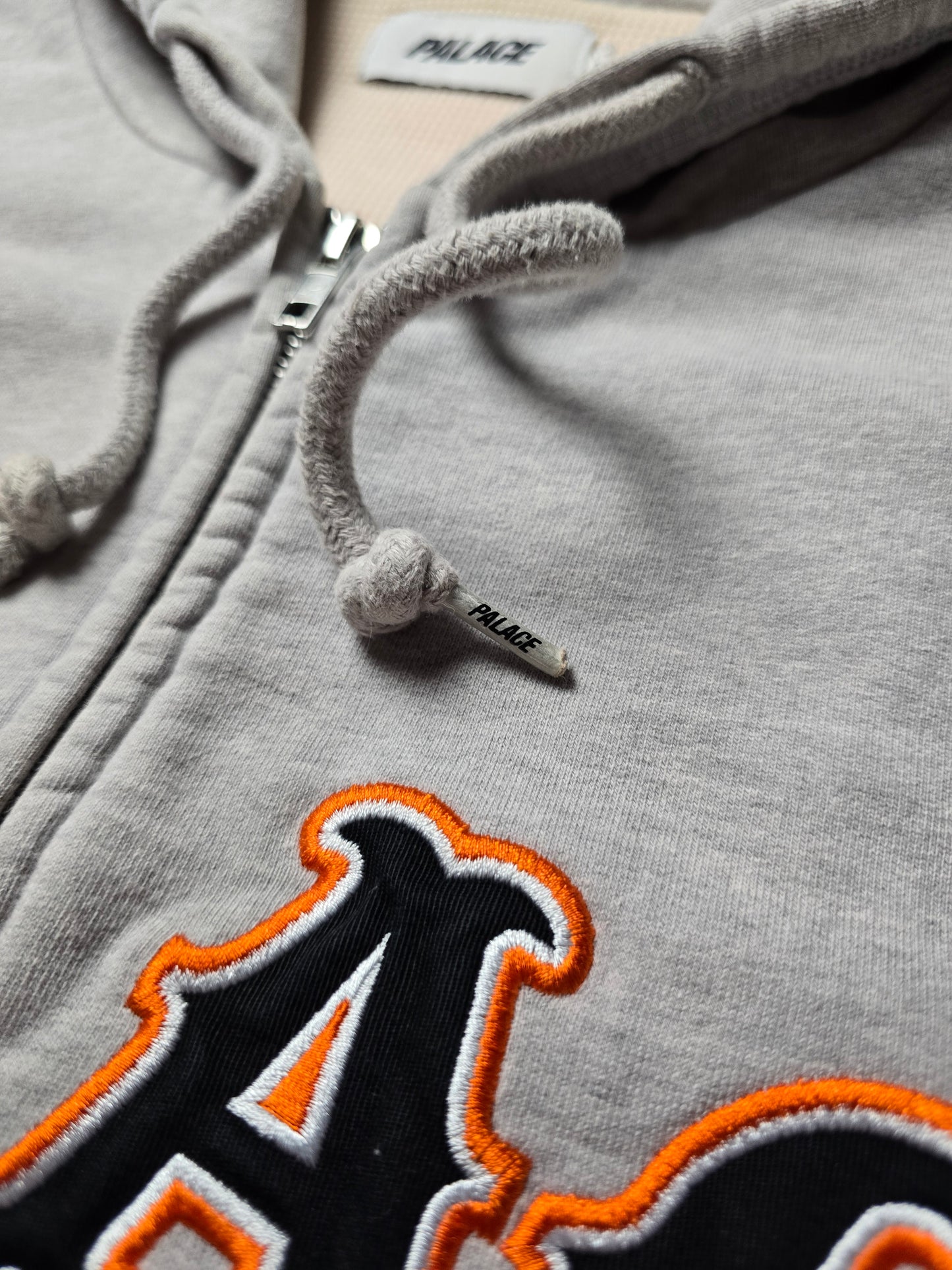 Palace 'Arch' Thermal Lined Zip Up Hoodie (L)