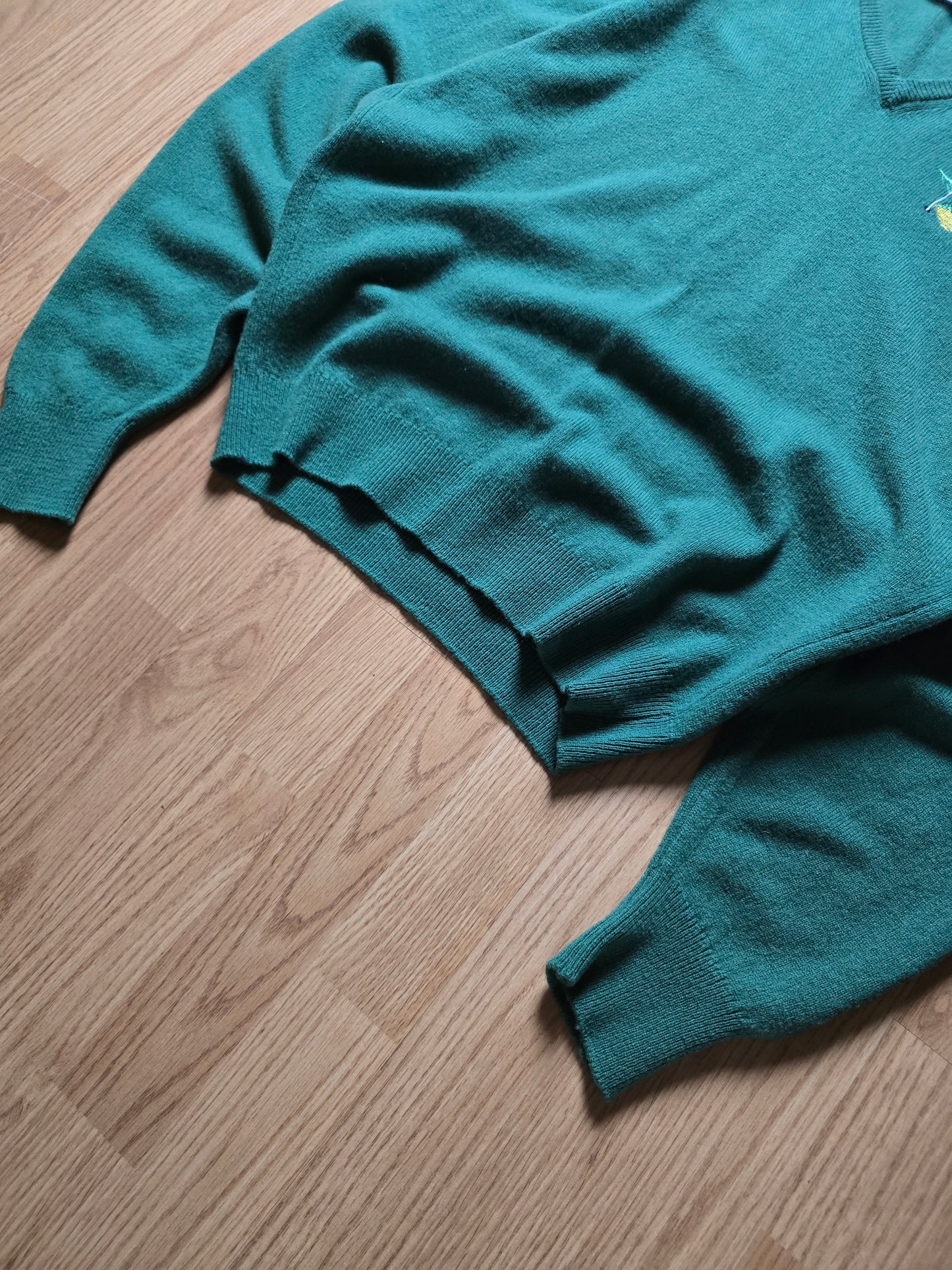 Vintage Burberry Golf Wool V Neck Sweater (XL)