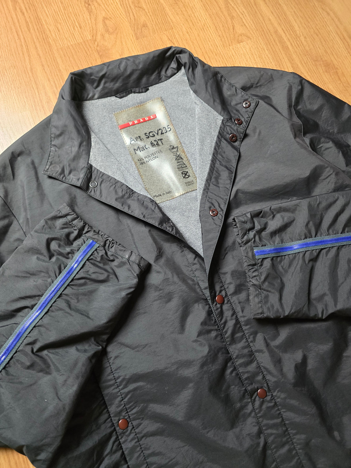RARE Prada Sport SS00 Gel Seam Nylon Cropped Jacket (M)