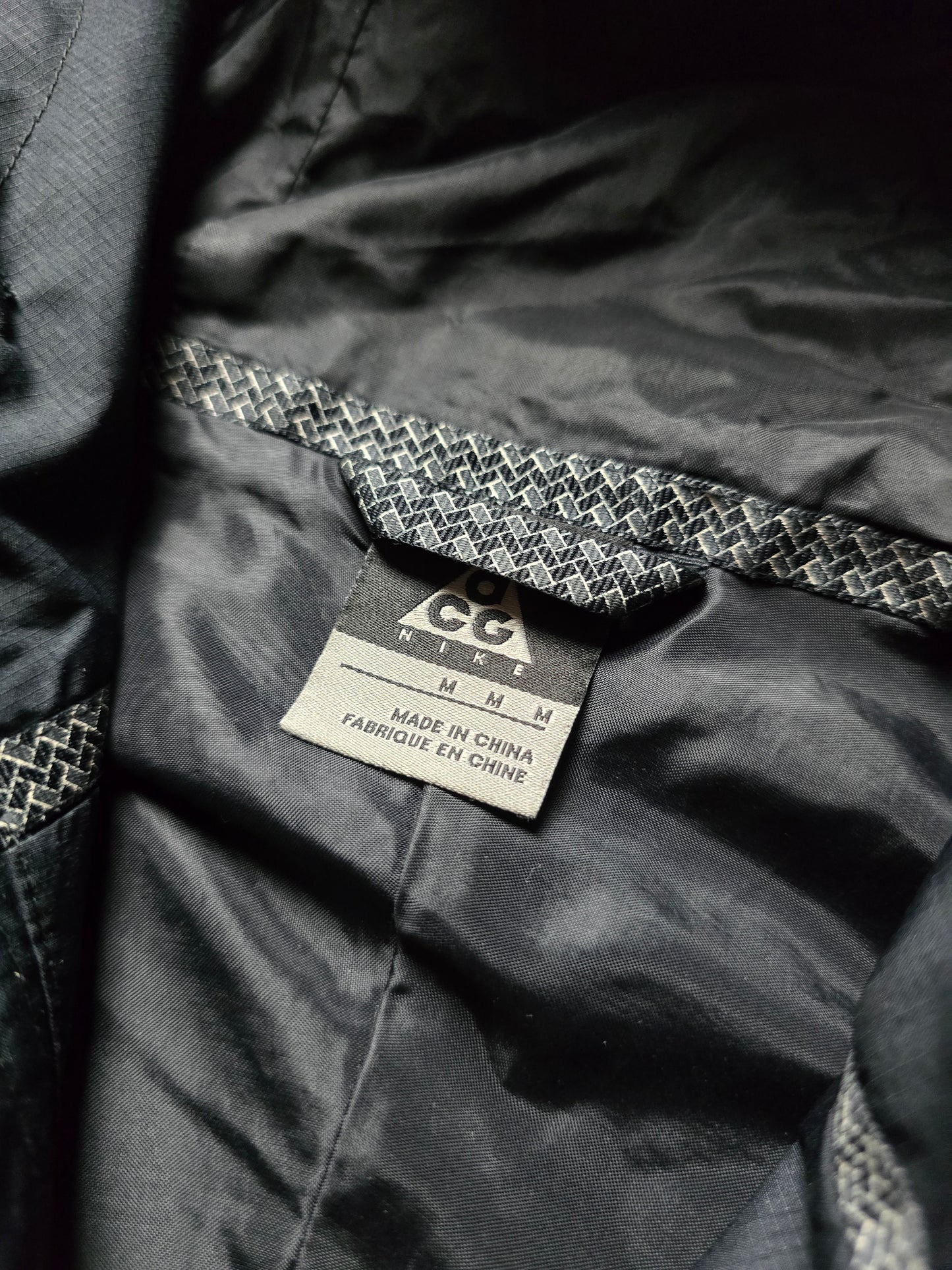 00s Nike ACG Technical Water-resistant Windbreaker (M)