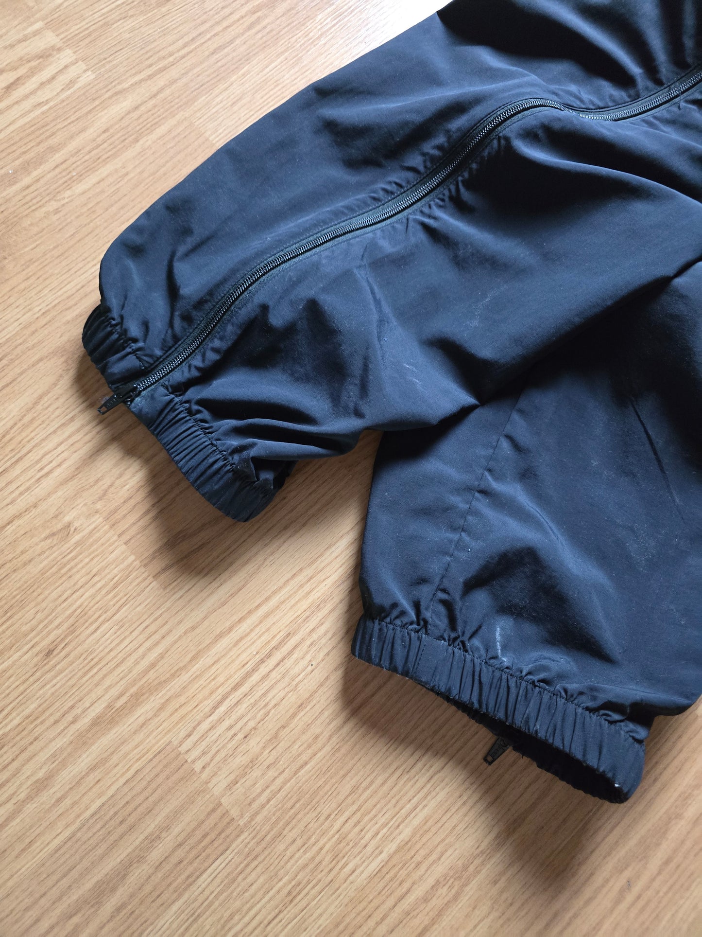 Supreme Contrast Warm Up Full Tracksuit (M/L)
