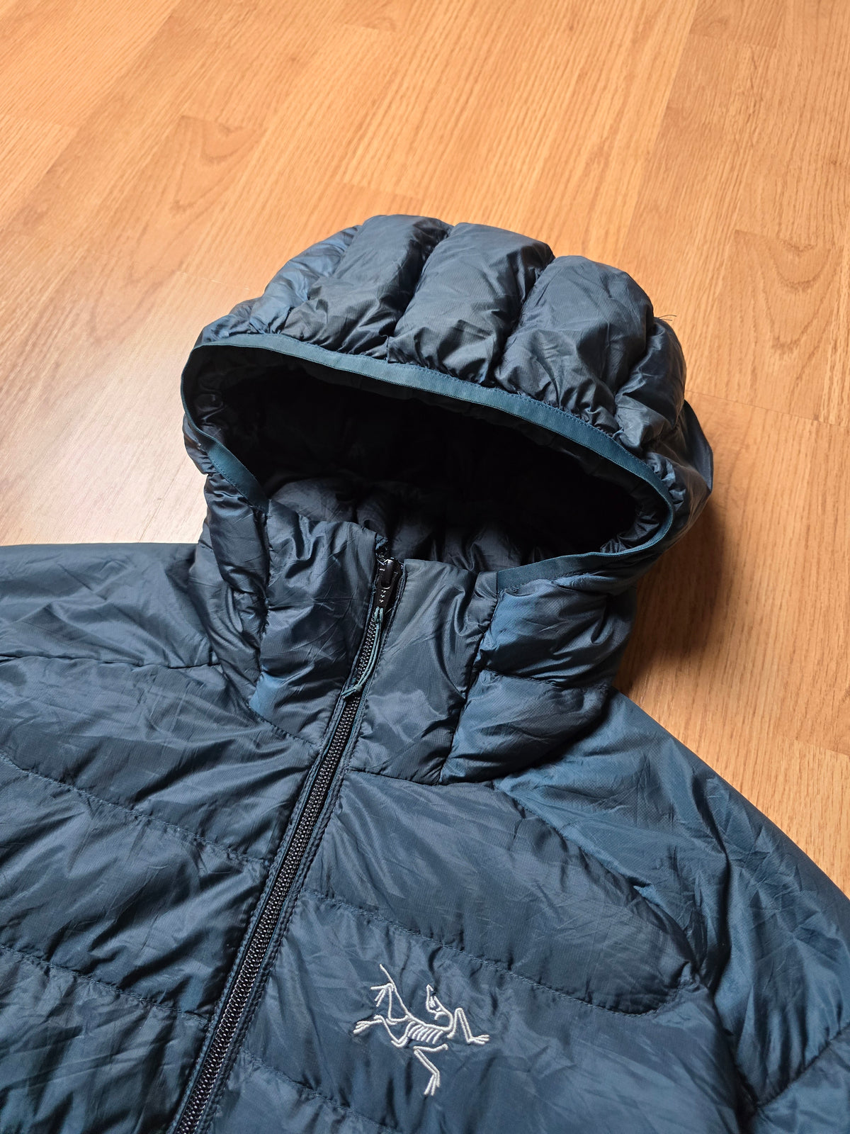 Arc'teryx 'Cerium LT Hoody' Down Filled Puffer Jacket (M)