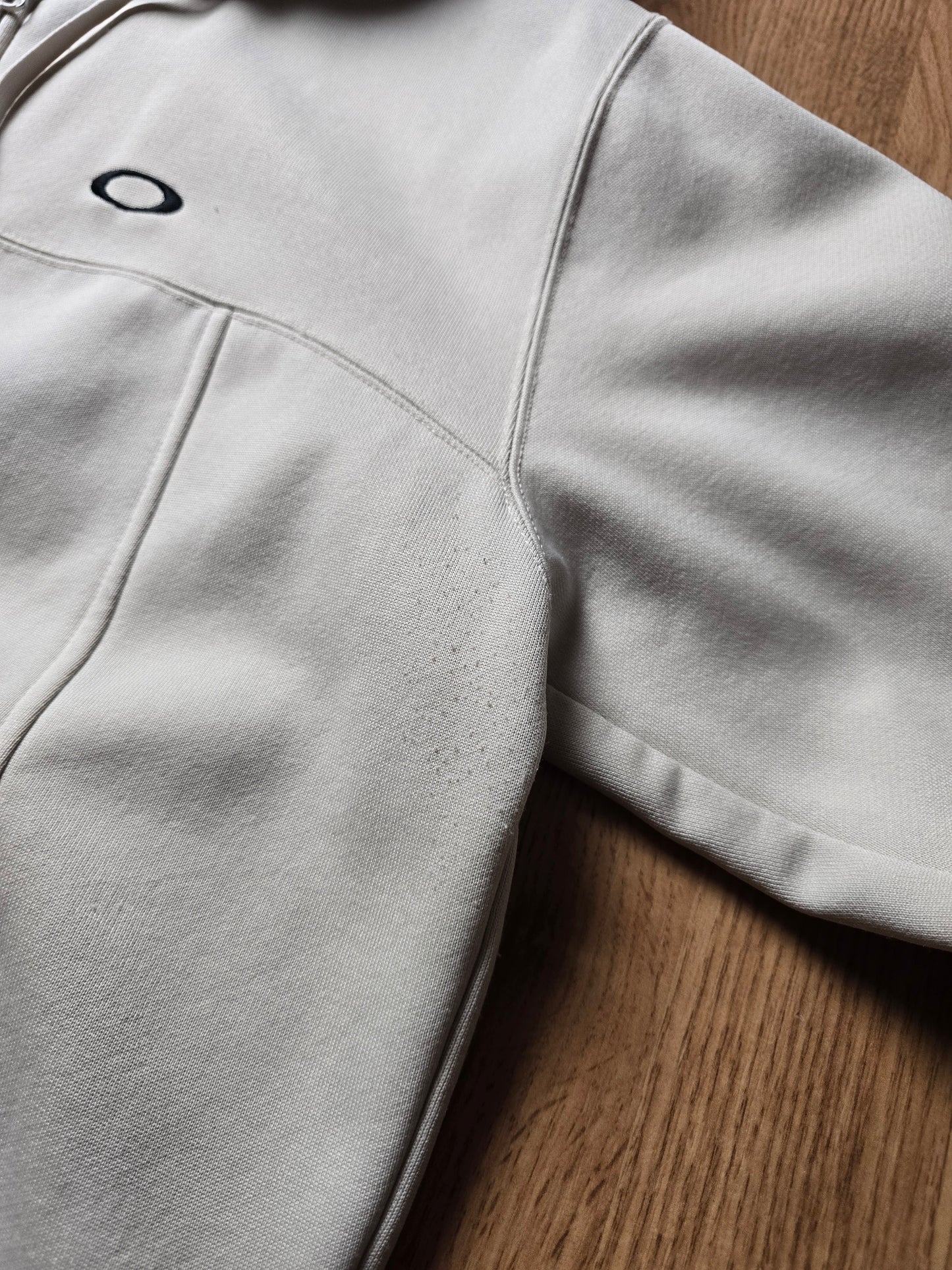Oakley Embroidered Zip Up Hoodie (M/L)