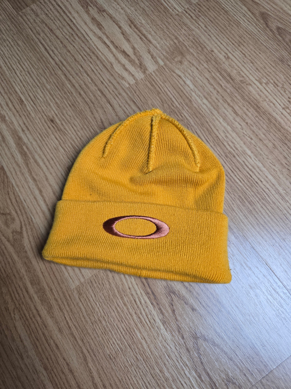Oakley Reversible Embroidered Spellout Beanie