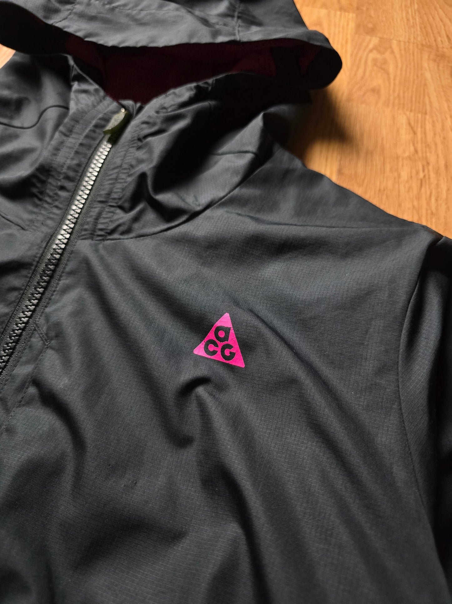 W/ Nike ACG Nylon Short Parka Jacket (M)