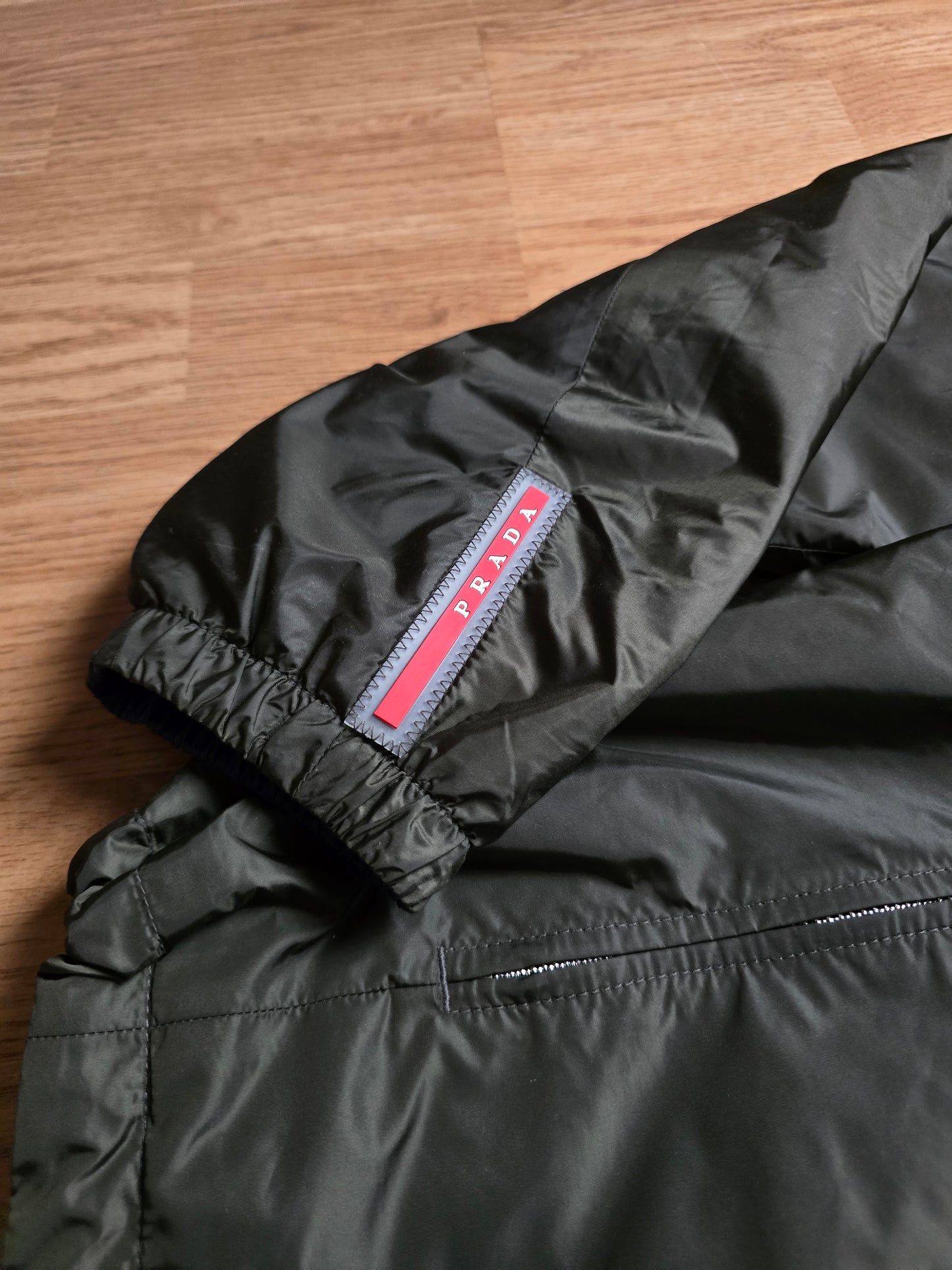 Prada Luna Rosa 2017 Padded Resin-Coated Nylon Reversible Jacket (L)