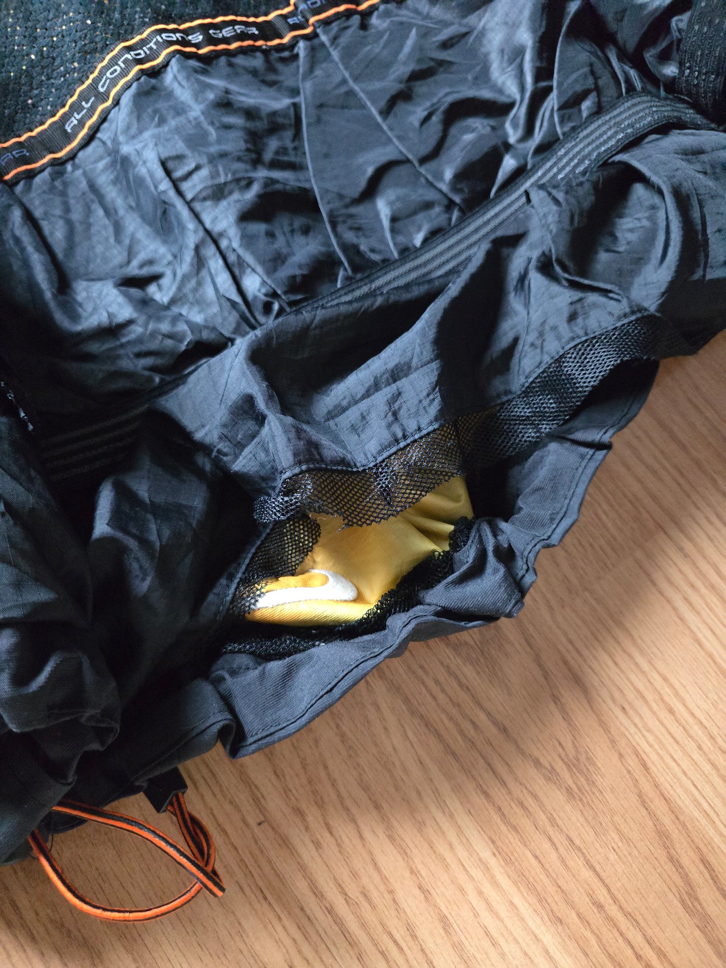 90s Nike ACG Storm-Fit Technical Heavyweight Jacket (L/XL)