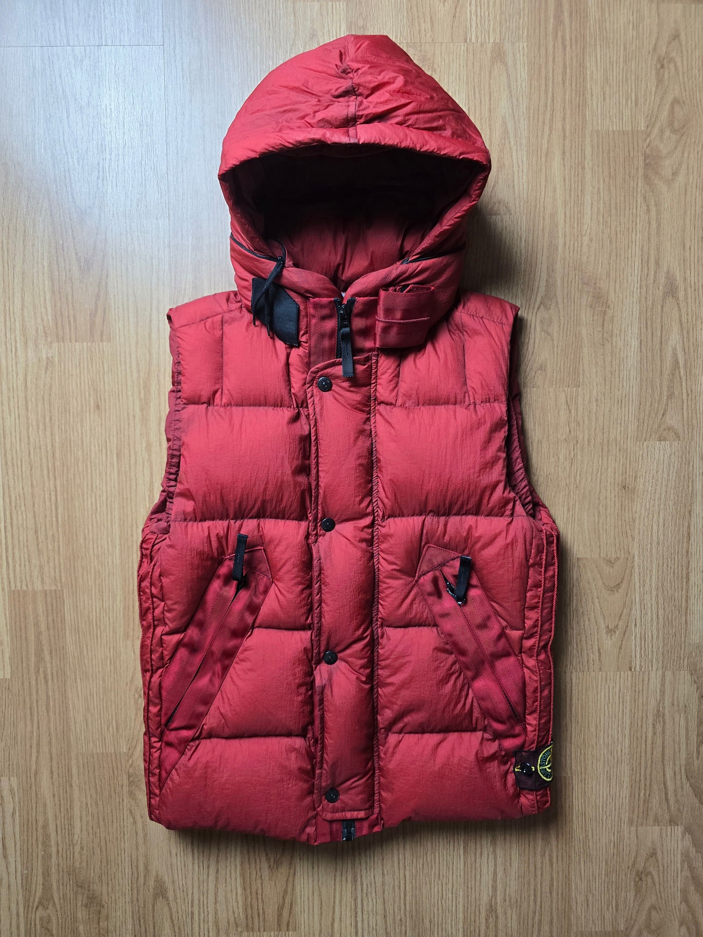 Stone Island AW09 Opaque Nylon Tella Down Mesh Badge Gilet (S)