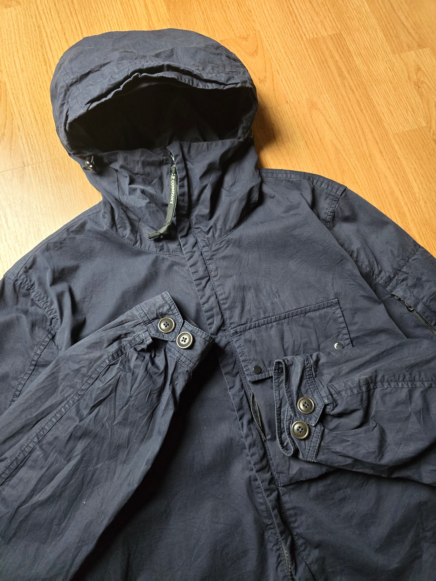 C.P. Company Hooded Gabardine Arm Lens Zip Shirt Jacket (M/L)