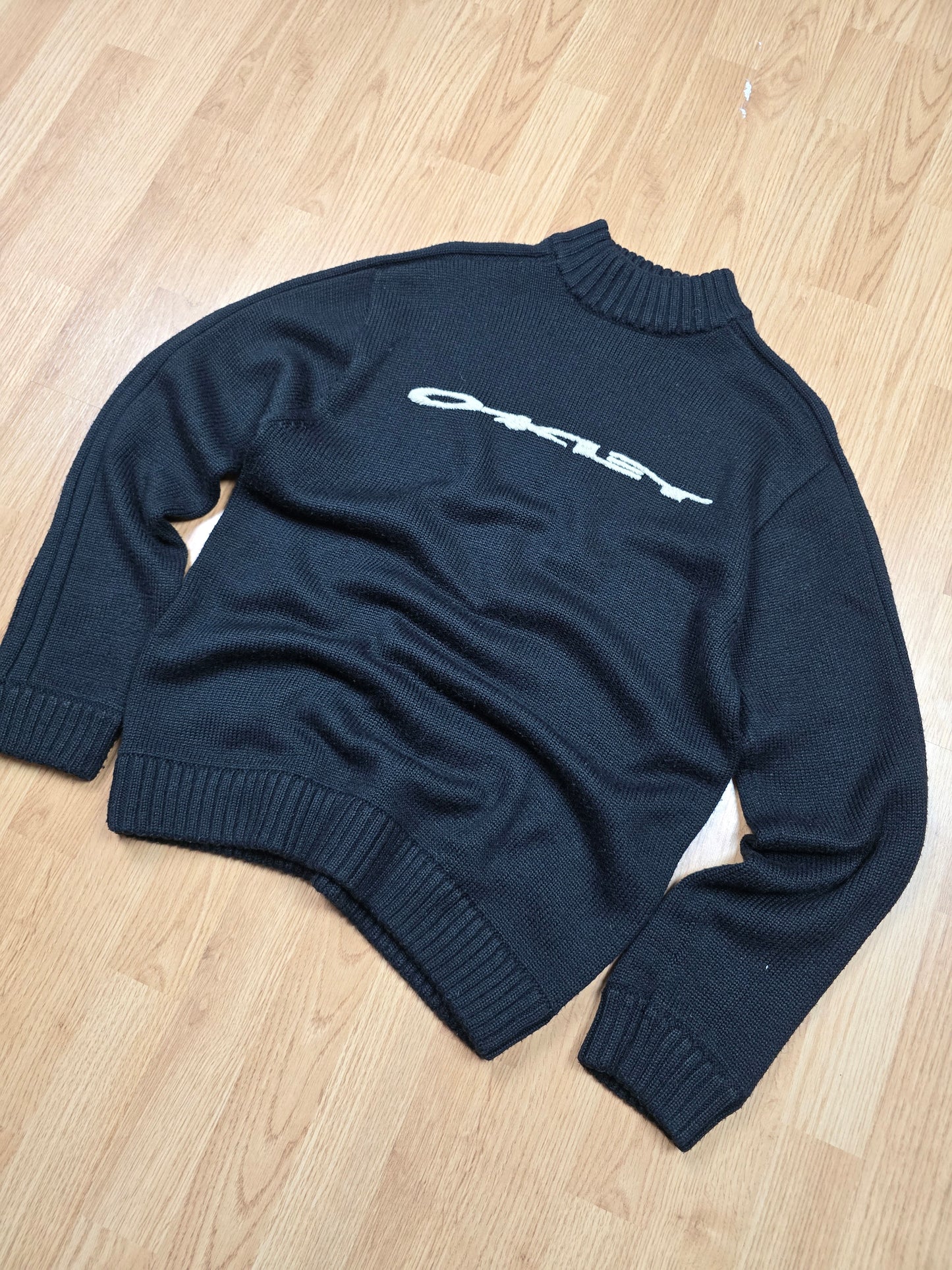 Vintage 90s Oakley Mock Neck Knit Logo Sweater (M/L)