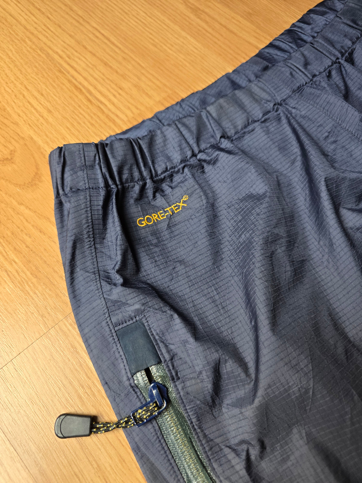 Rare Arc'teryx "SAMPLE" 1998 Gore-Tex Shell Pants (XL)