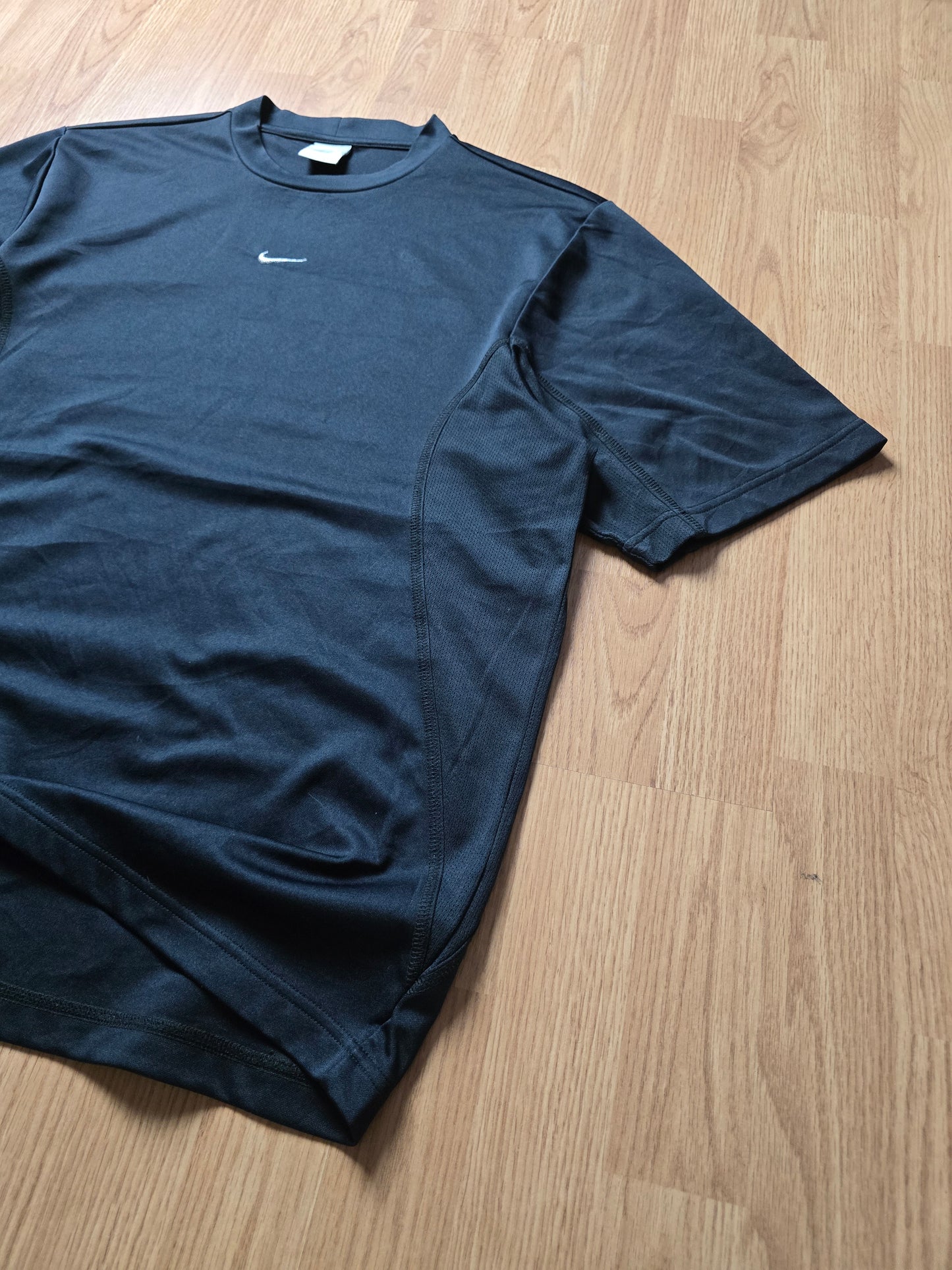 Y2K Nike Centre Swoosh Mesh Panel Tee (M/L)