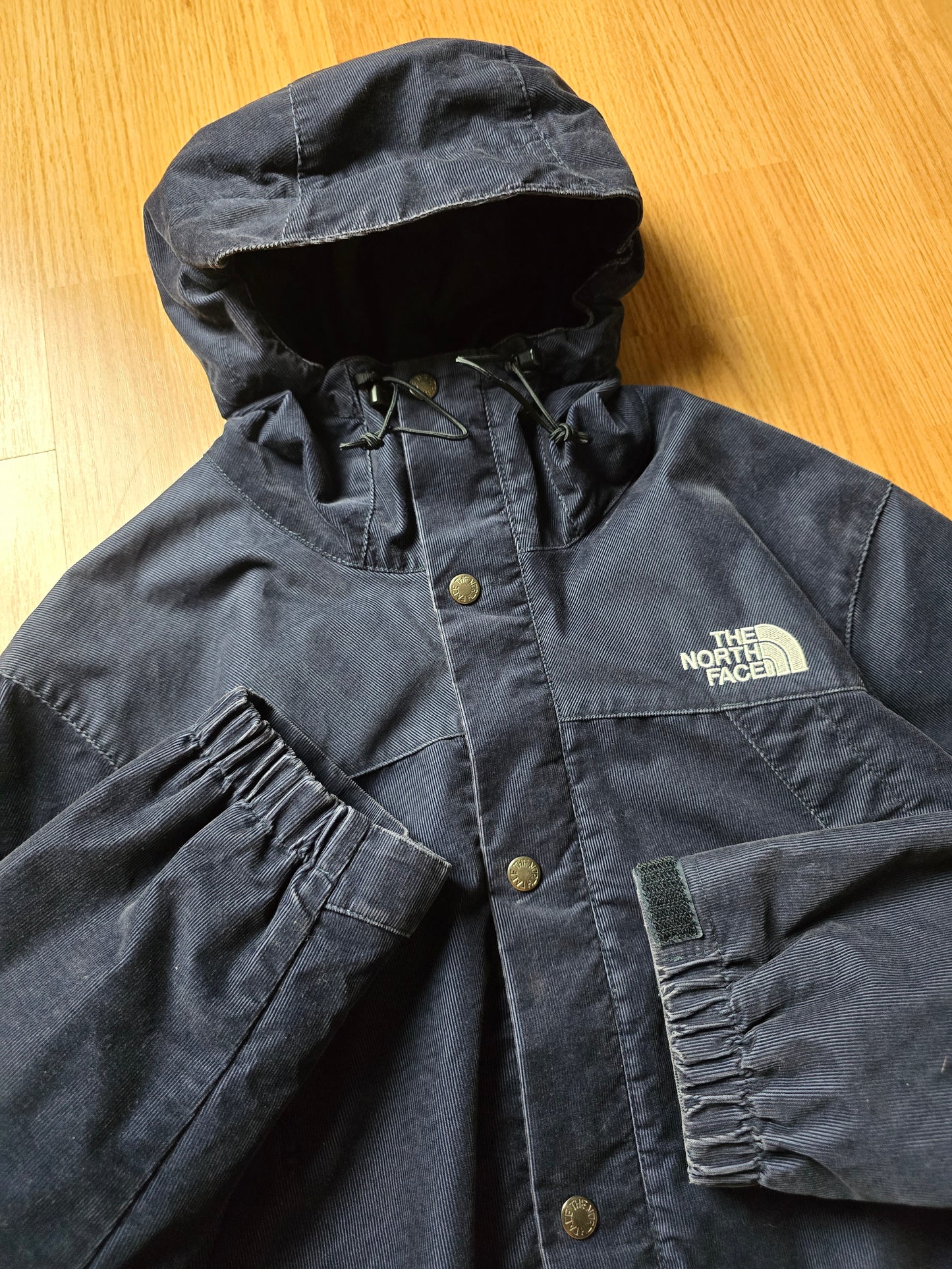RARE Supreme x The North Face FW12 Corduroy Mountain Shell Jacket (M)