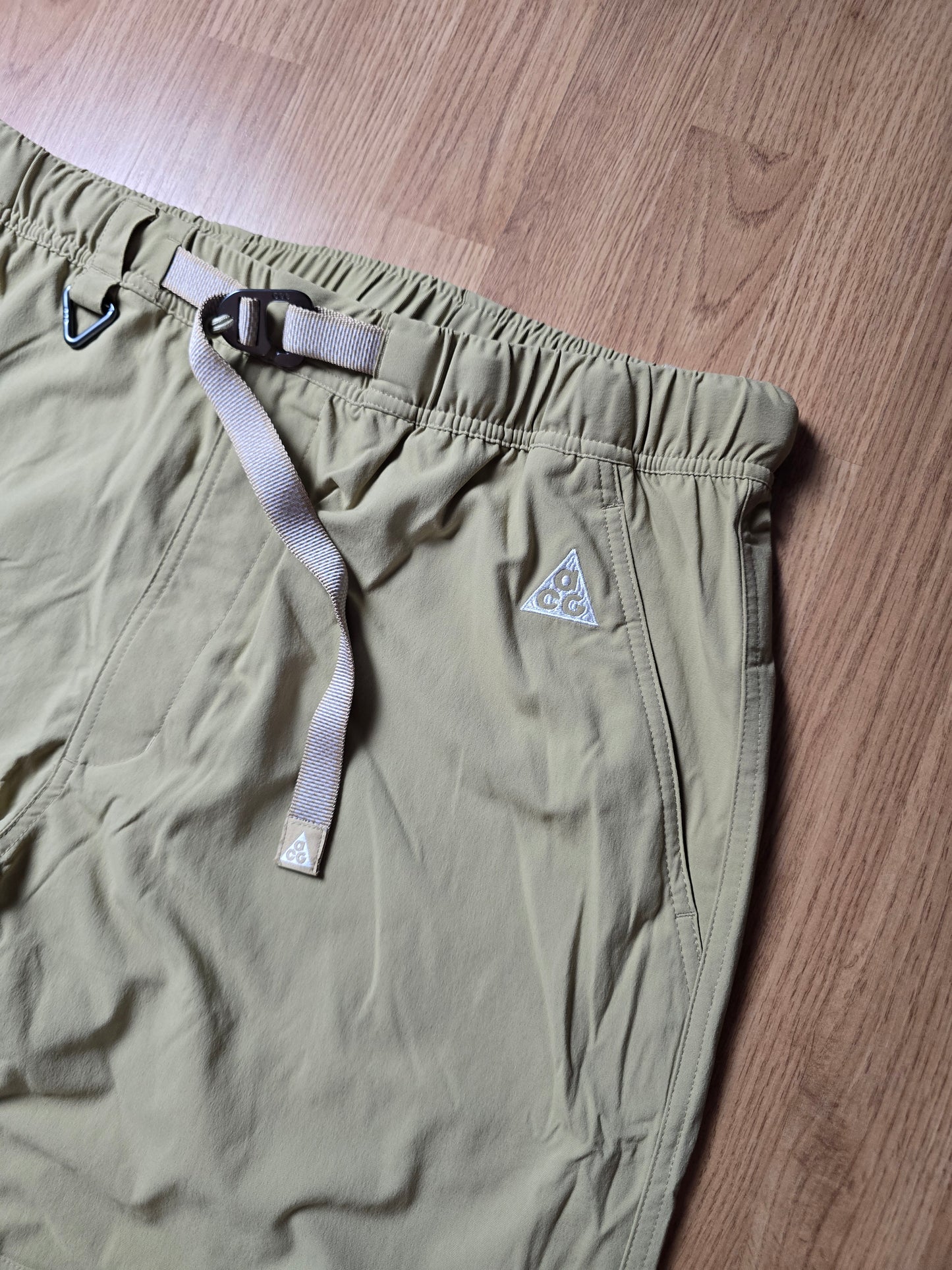 Nike ACG UV Hike Lightweight Technical Belted Shell Pants (XL)