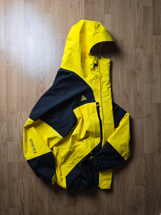 Nike ACG NRG Gore-tex Jacket (L)