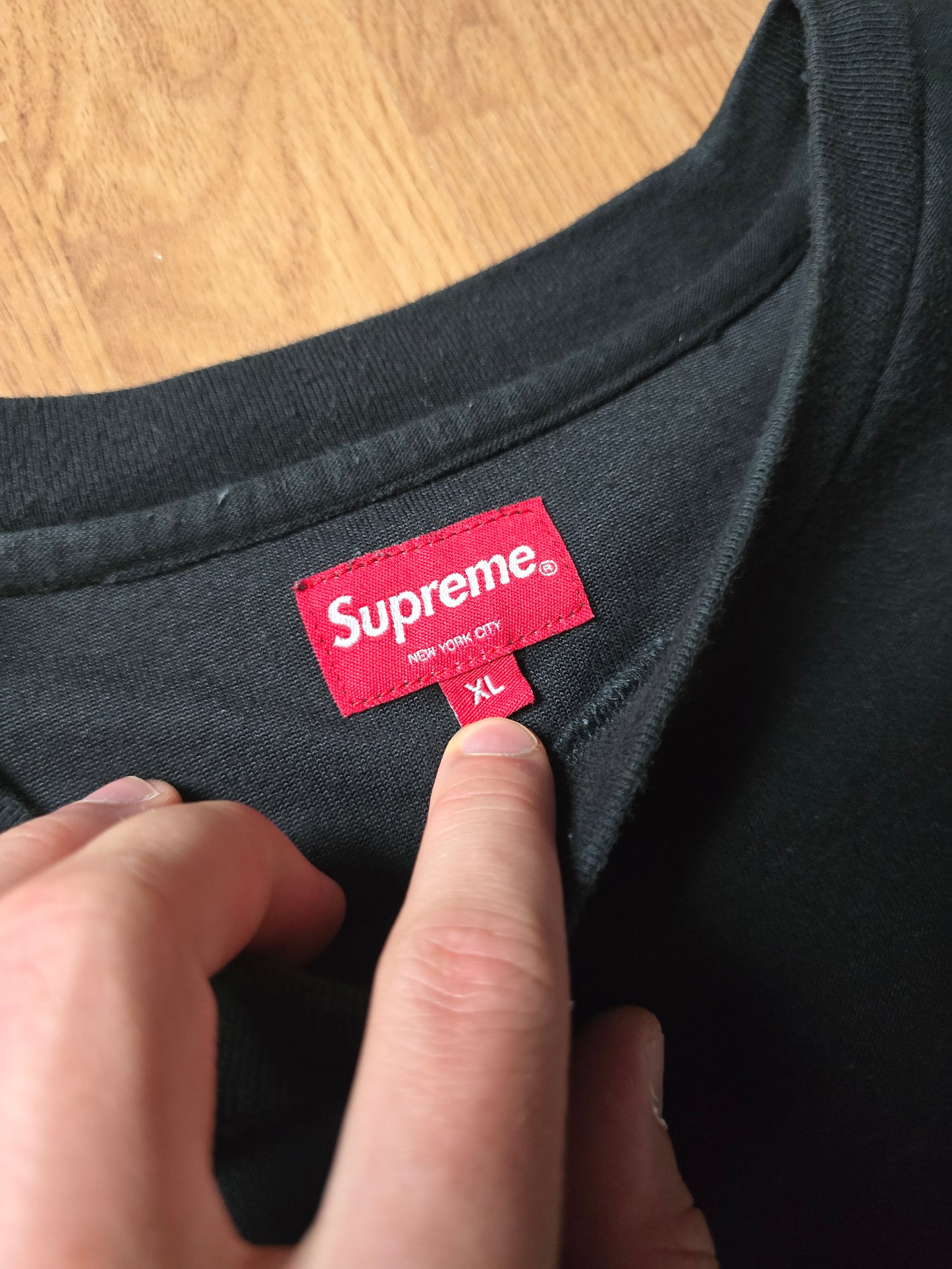 Supreme Chenille Arc Logo SS Tee (XL)