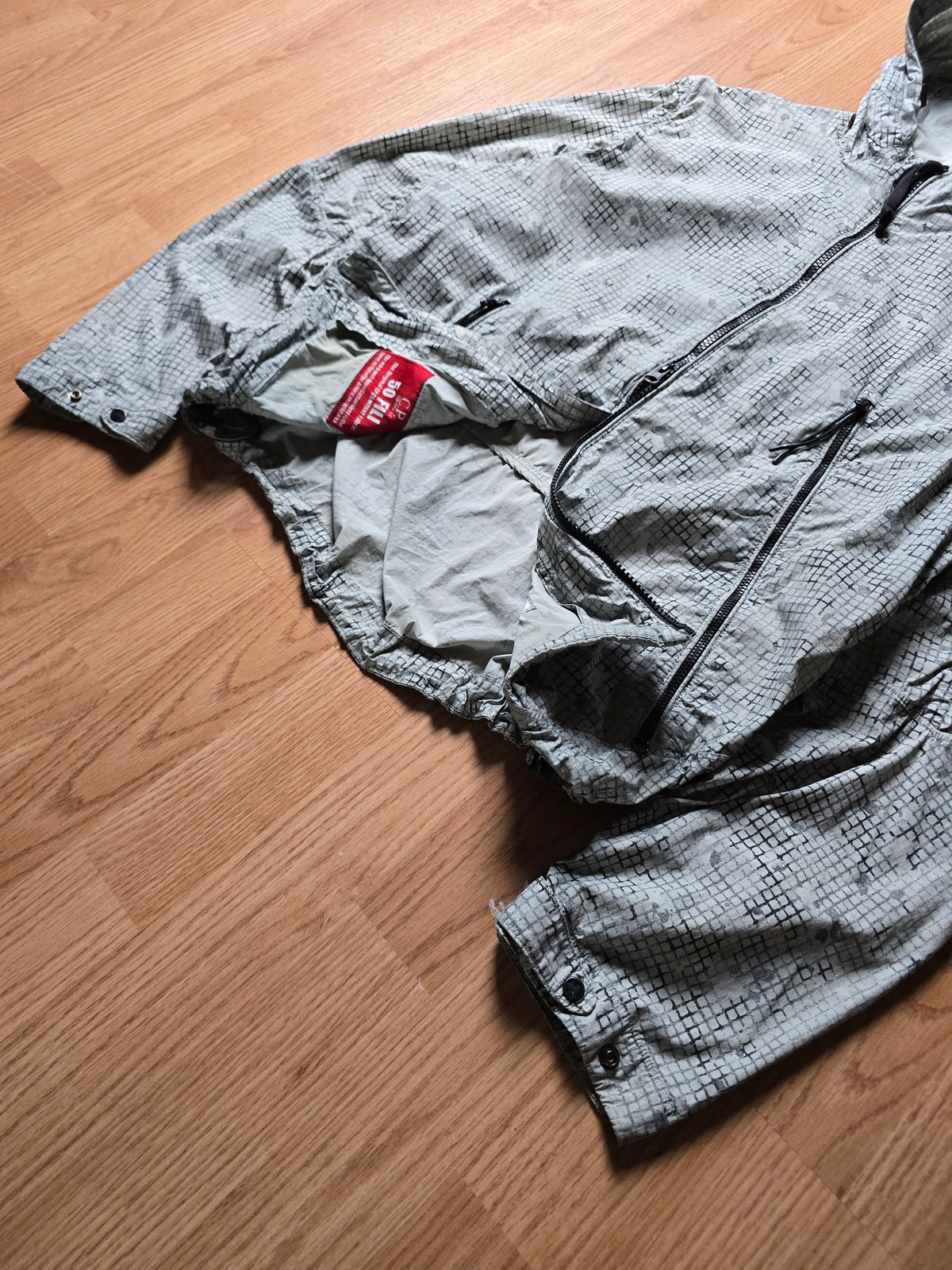 C.P. Company 50 Fili Grid Camo Lens Jacket (M)