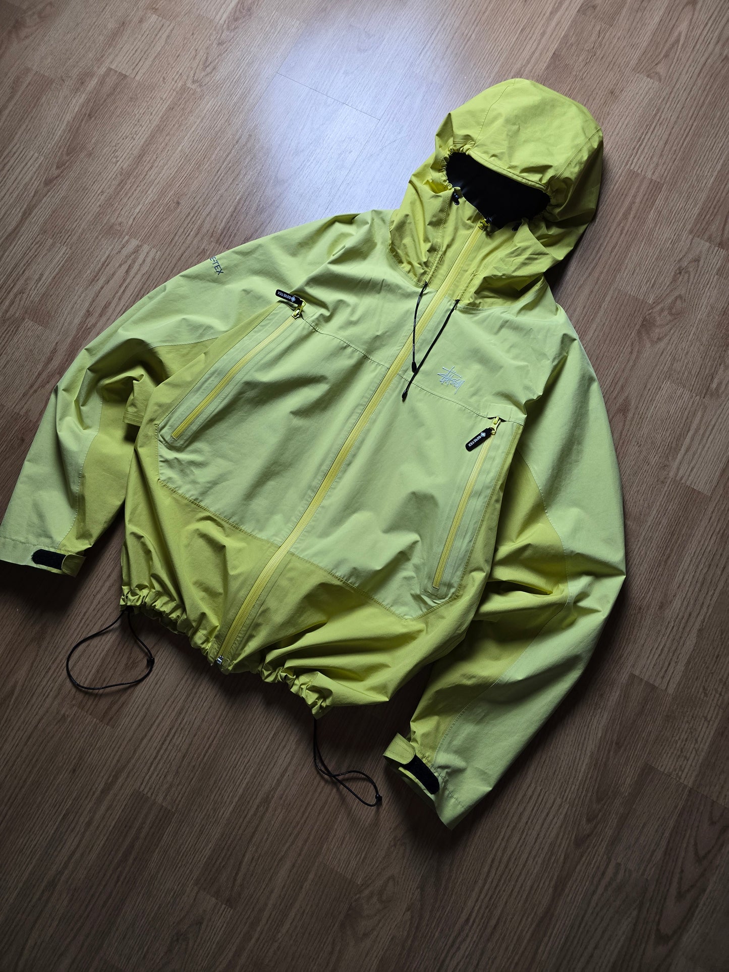 Stussy Gore-tex 2-Tone Shell Jacket (XL)
