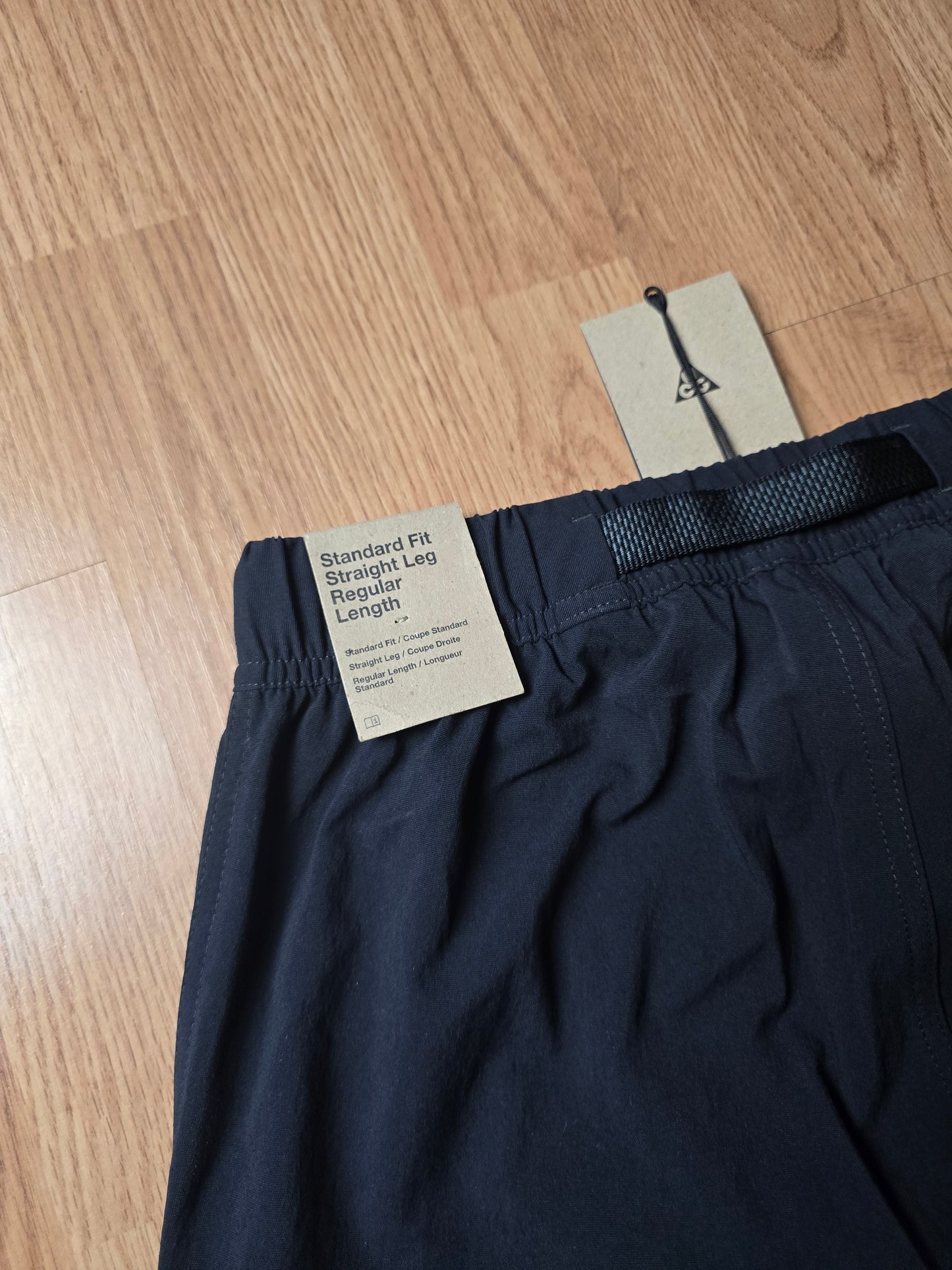 Nike ACG UV Hike Lightweight Technical Belted Shell Pants (XS)