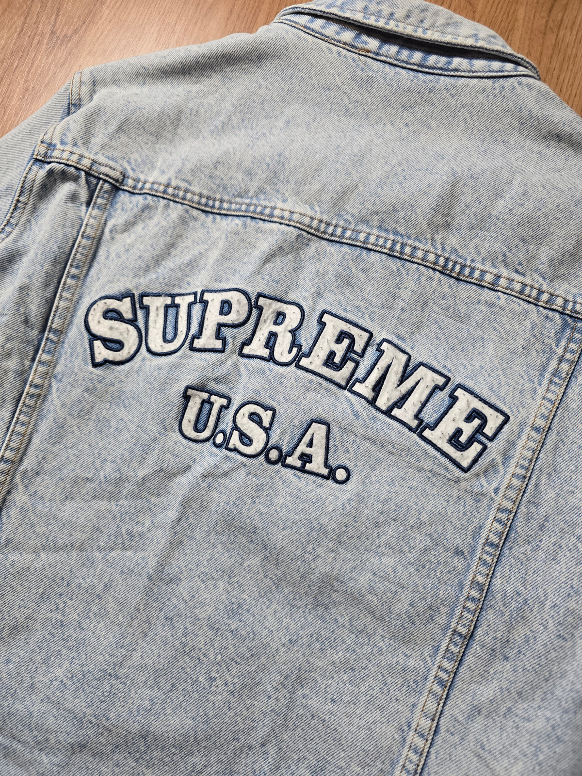 Supreme USA Denim Trucker Jacket (M/L)