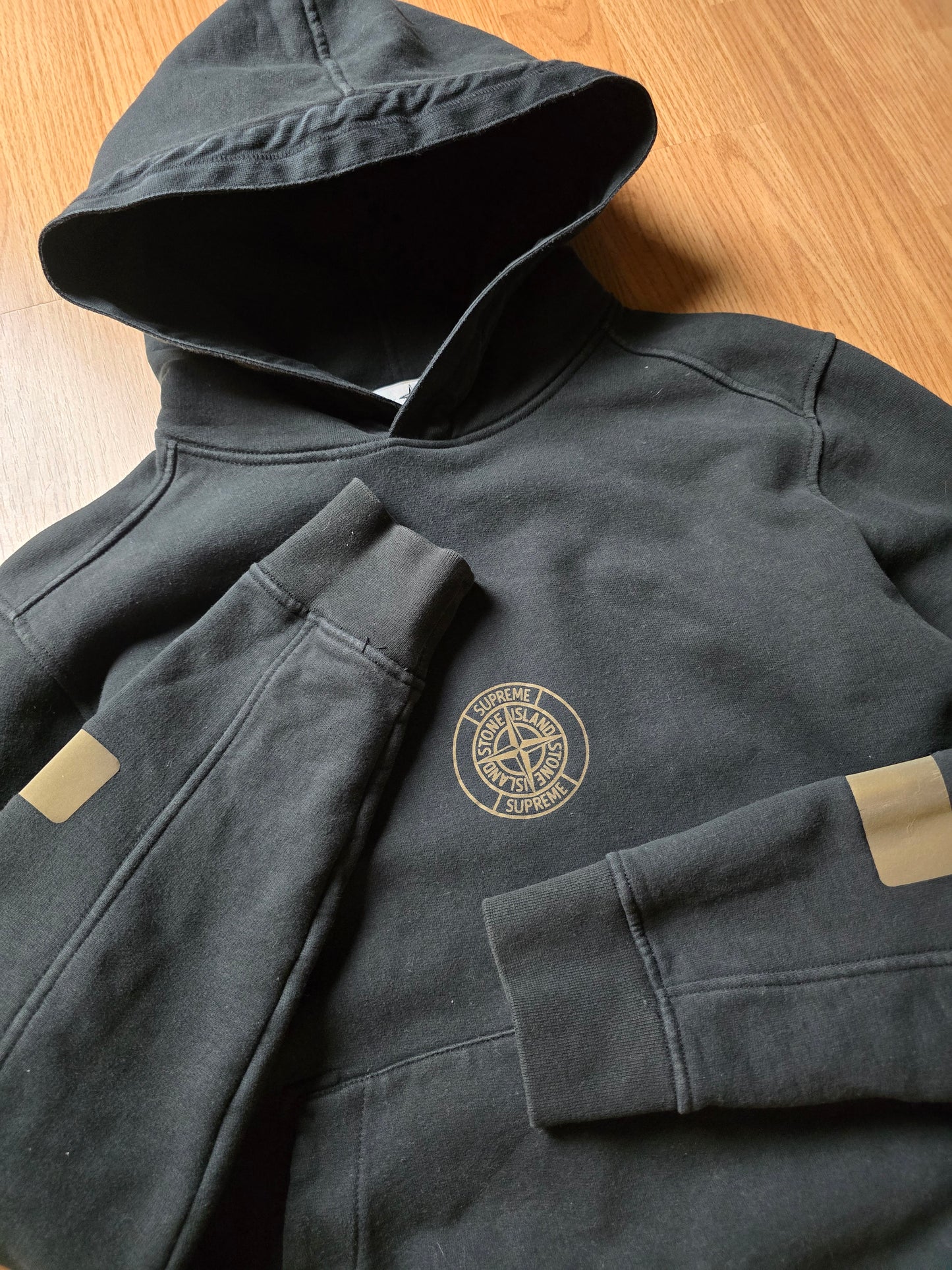 Supreme x Stone Island AW17 Reflective Hoodie (M)