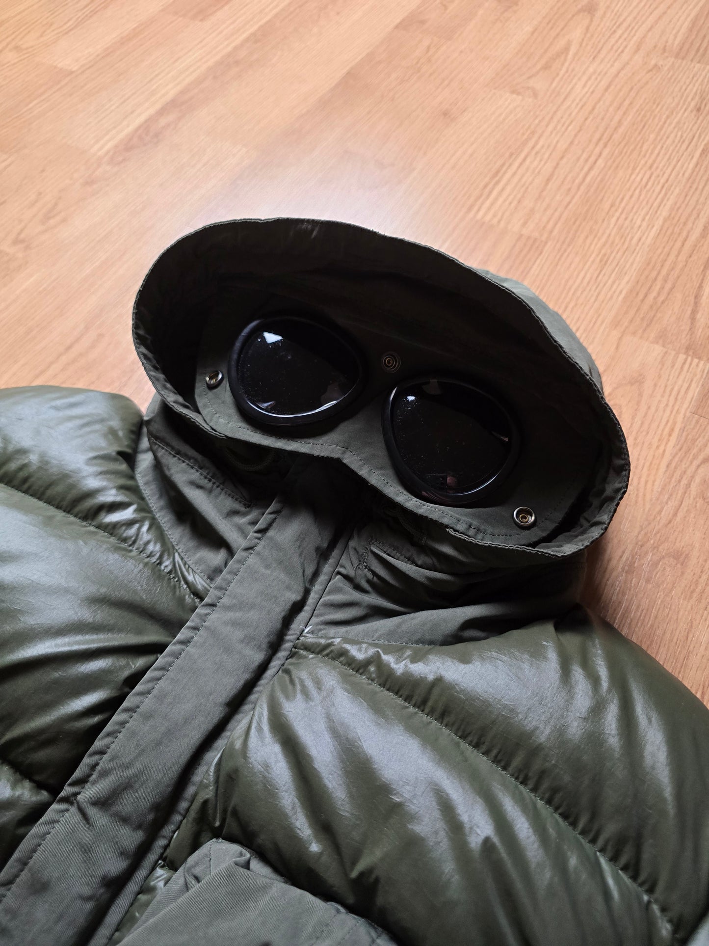 C.P. Company DD Shell Goggle Down Puffer Jacket (M)
